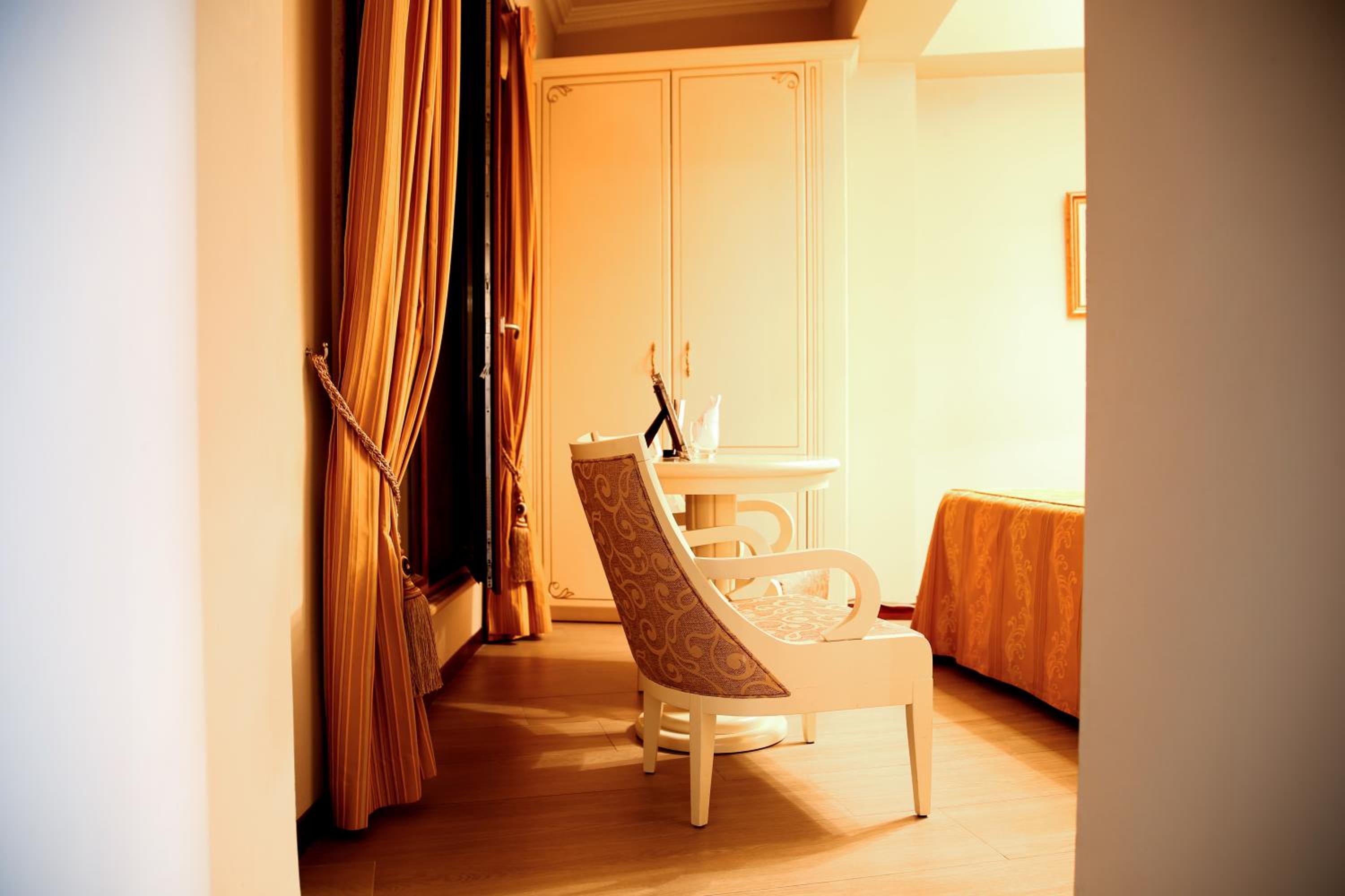 Special Offer - Double or Twin Room - Stay 3 Nights Save 20%