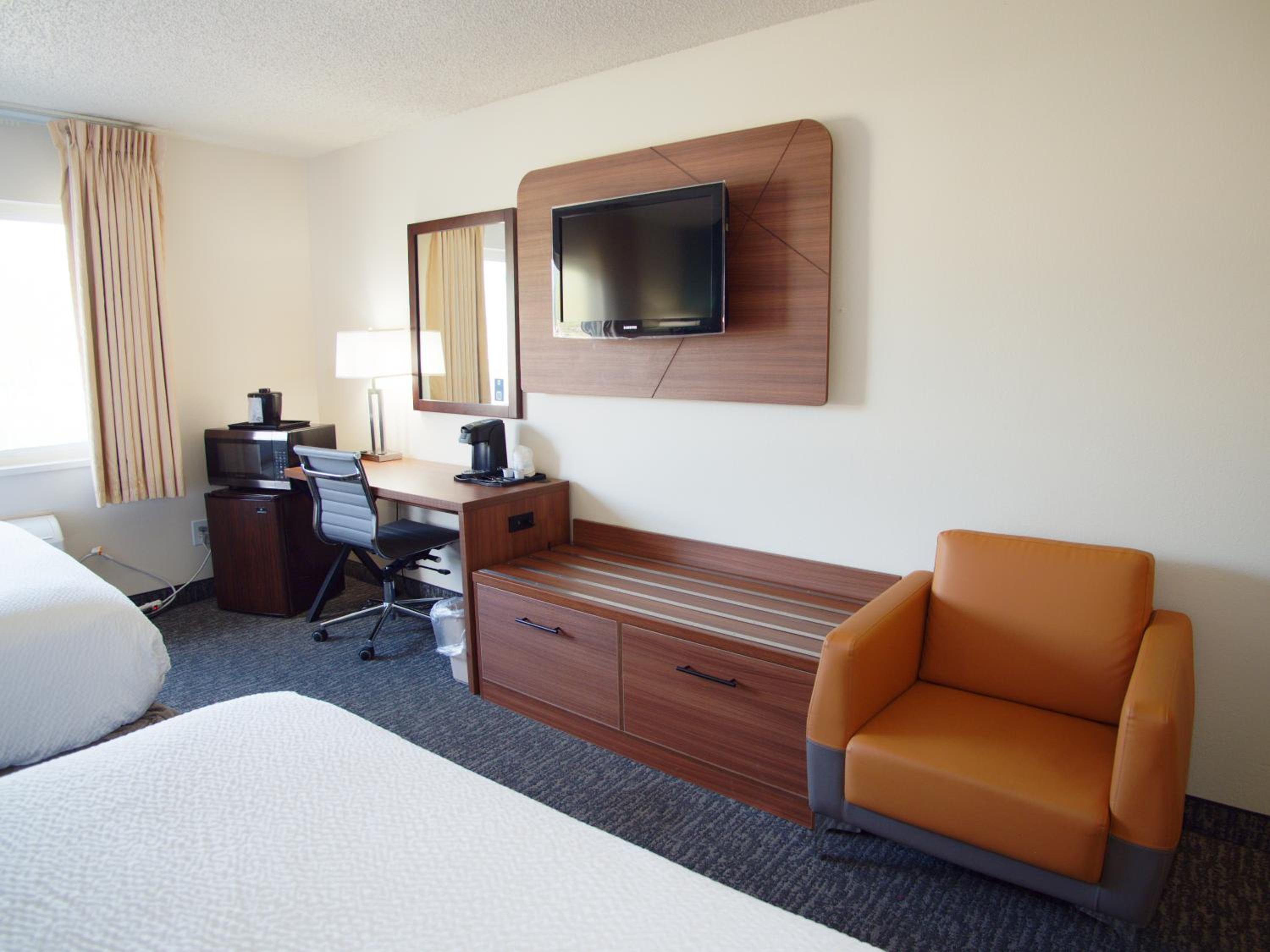 Queen Room with Two Queen Beds - Non-Smoking