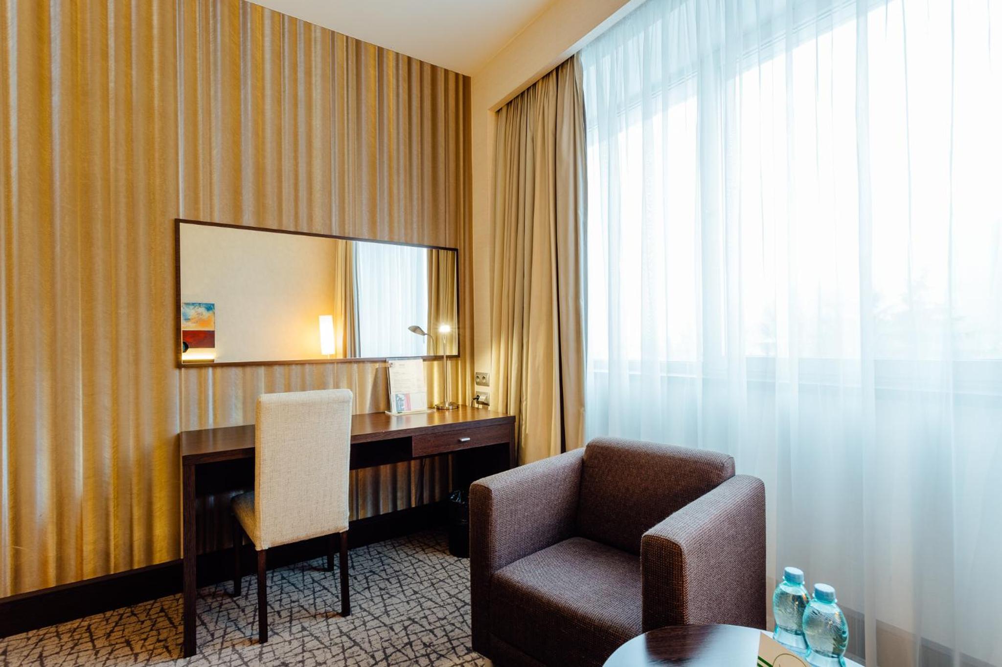 2 Single Standard Mountain View