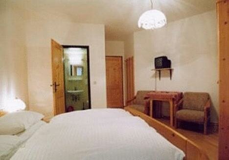 Double Room - Pet Friendly