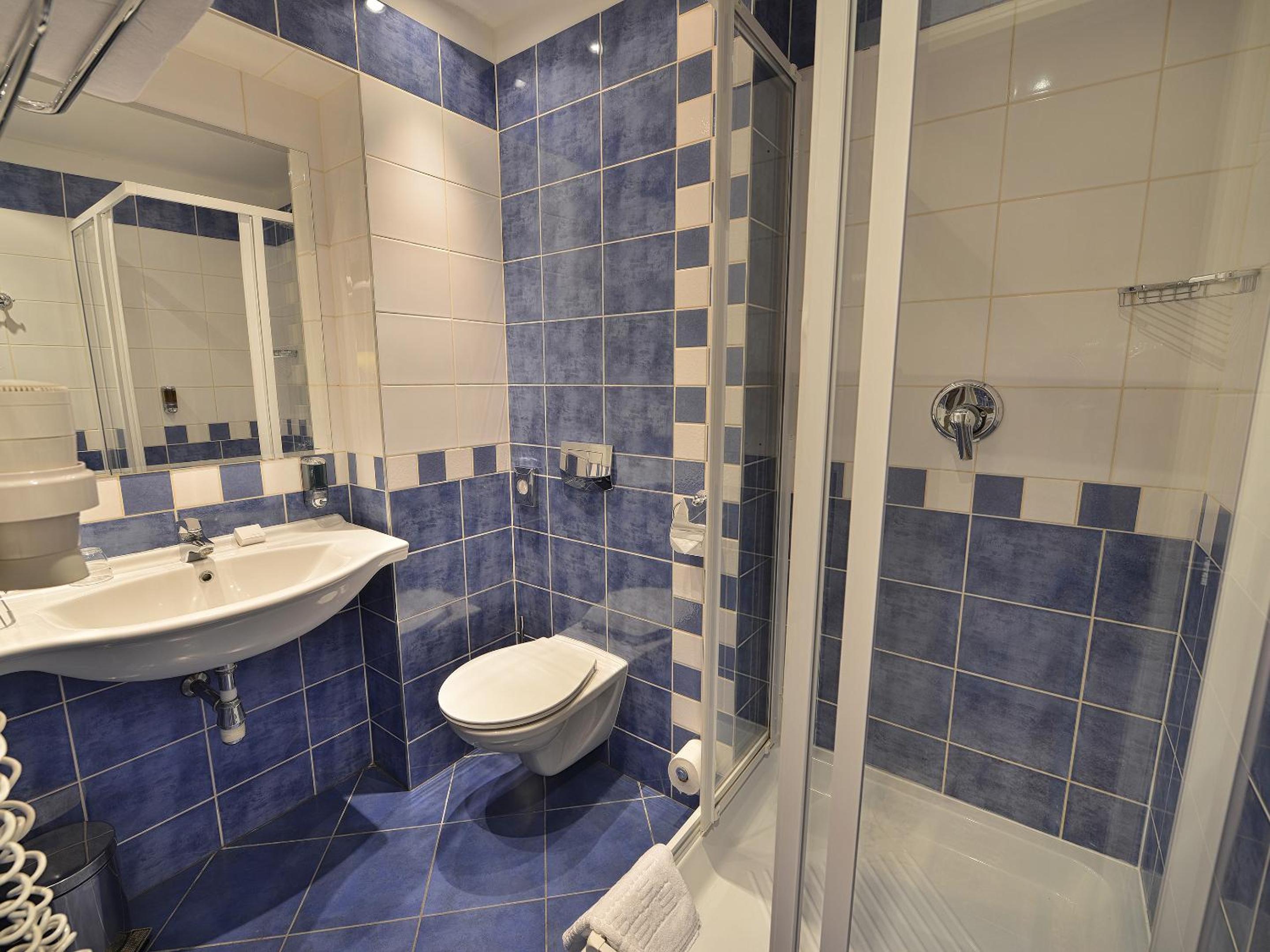 Single Room with Castle View