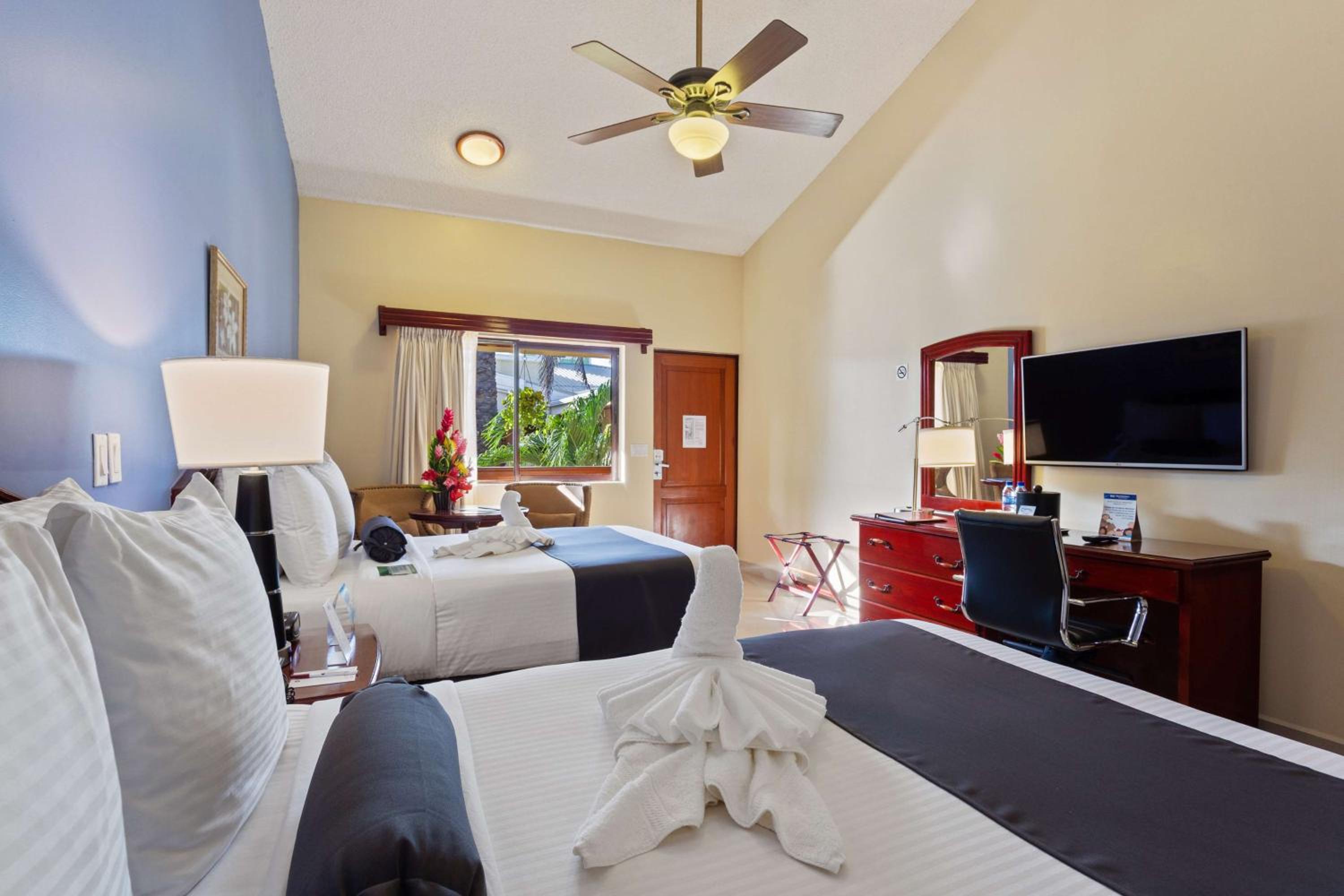 Double Room with Two Double Beds - Non Smoking