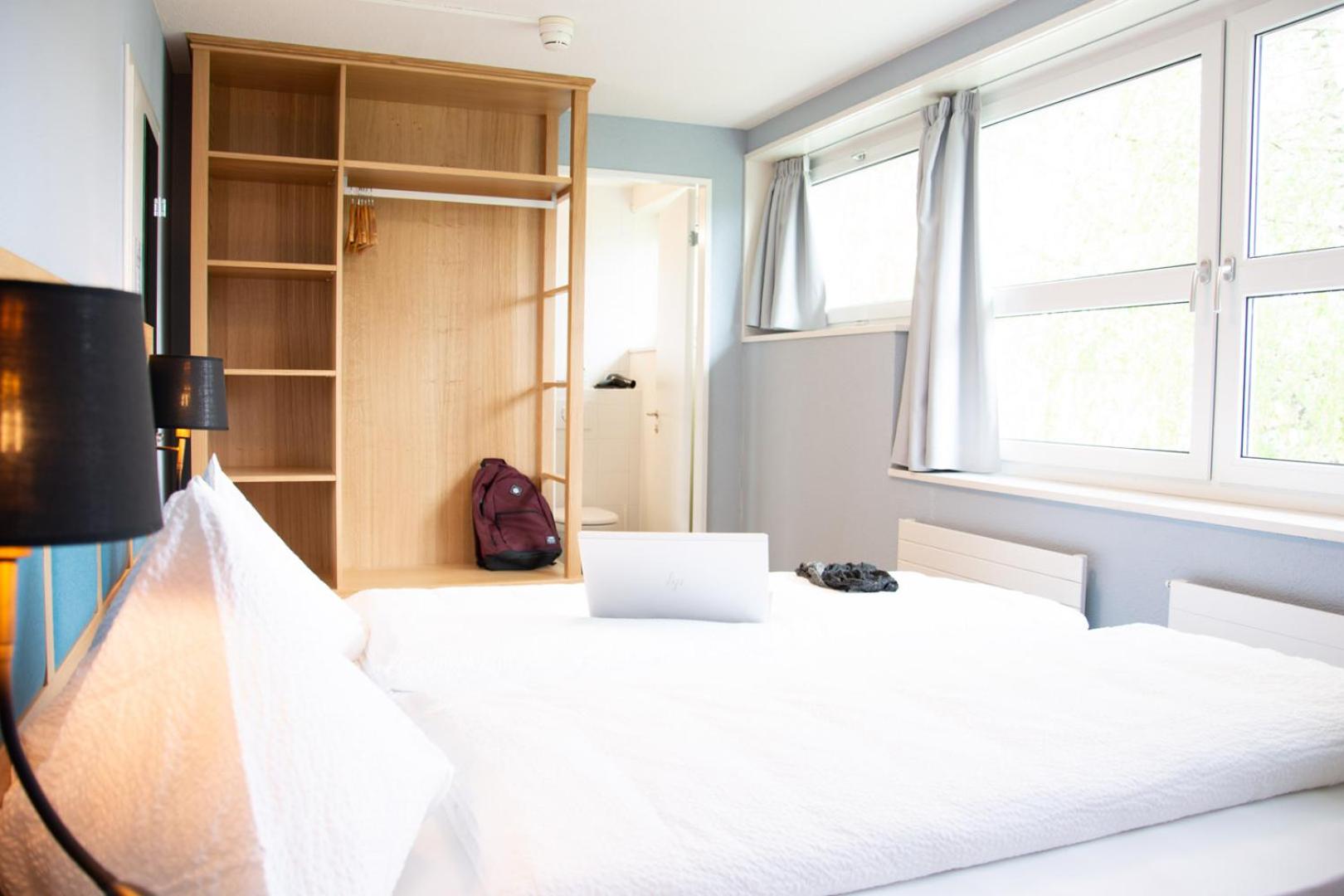 Comfort Room (Single or Double Room)