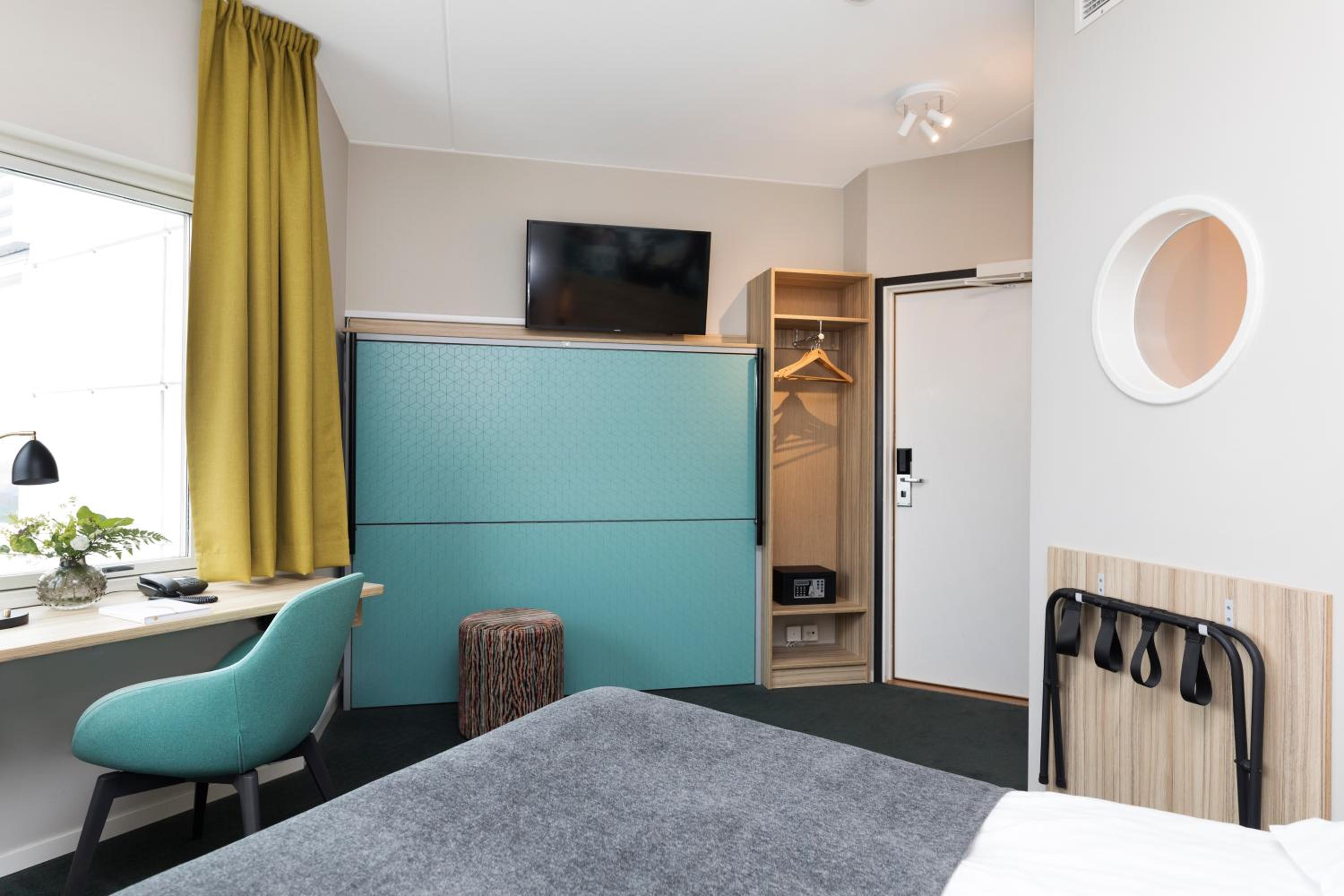 Good Morning Family Room