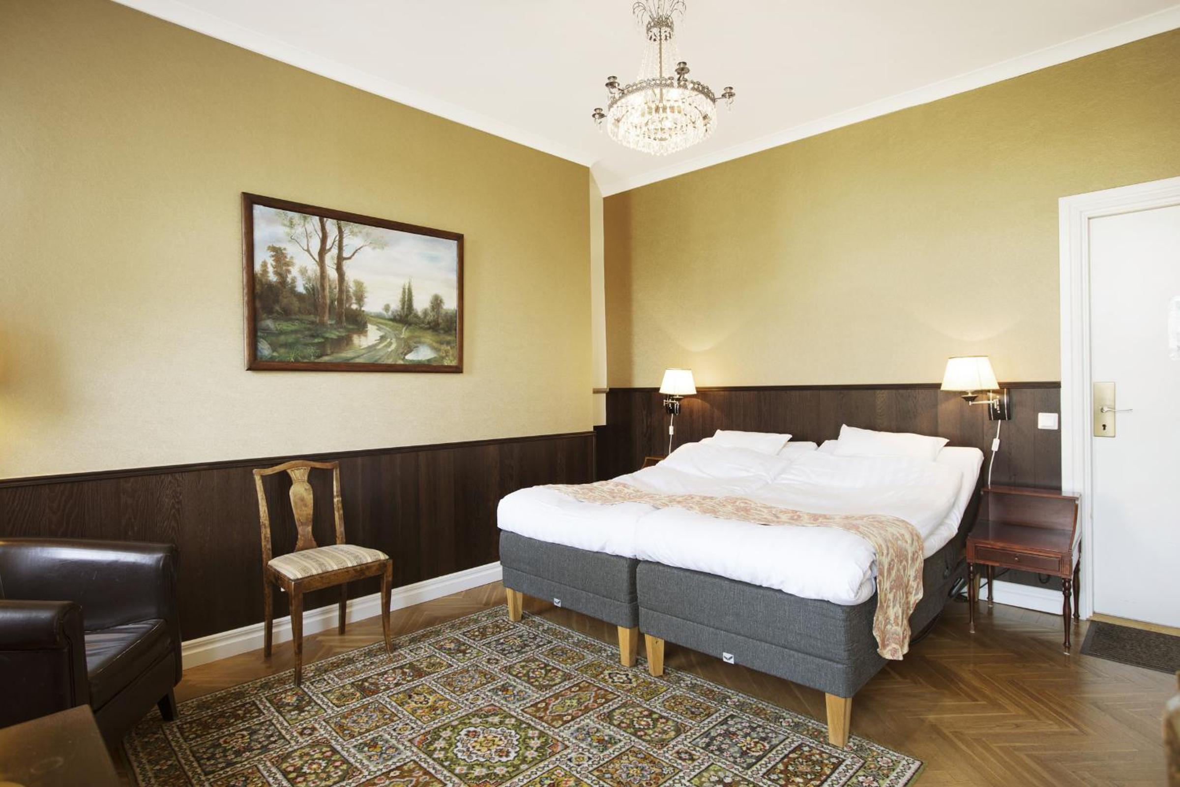 Double or Twin Room with Balcony