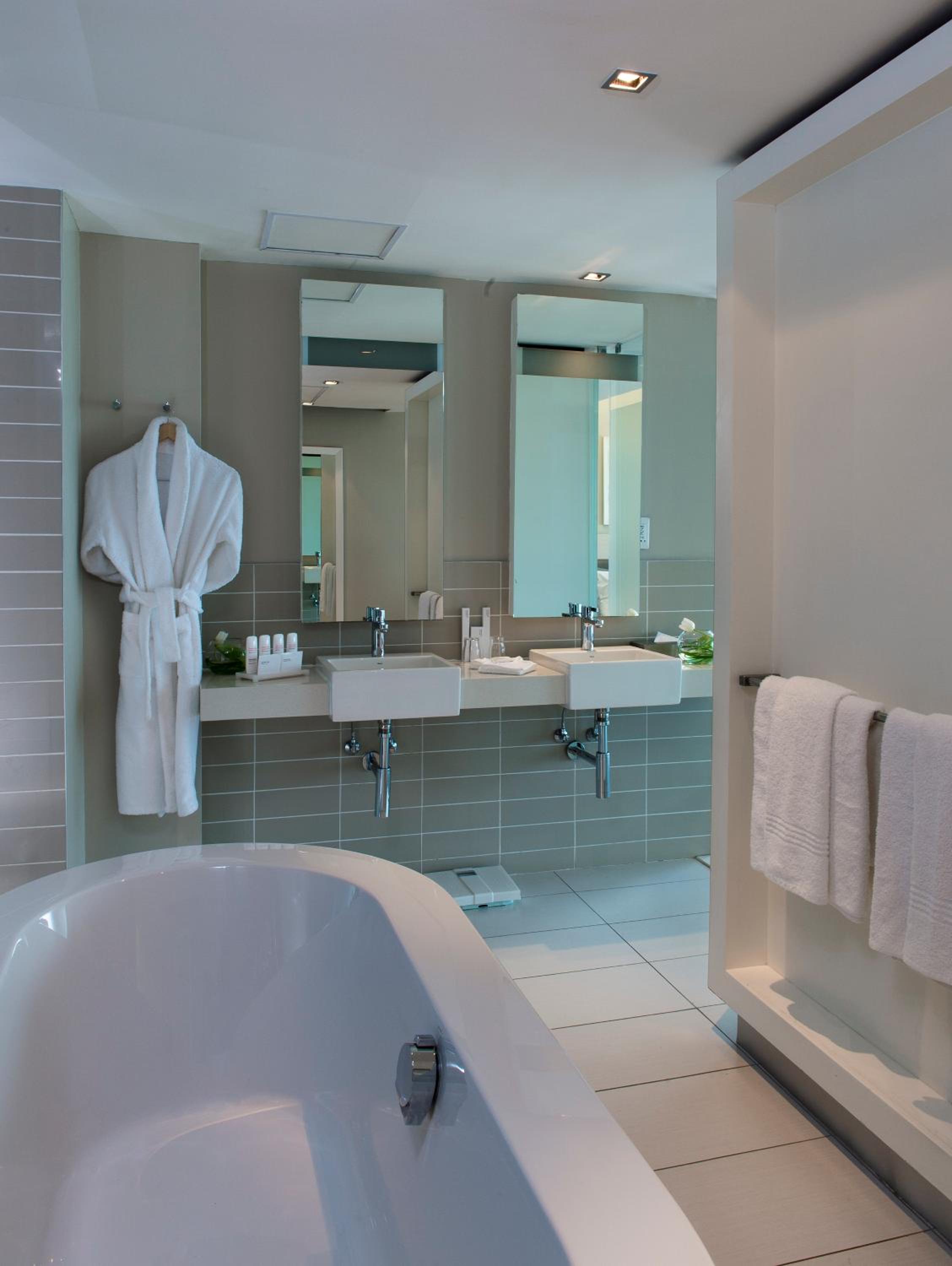 Junior Suite with Ocean View