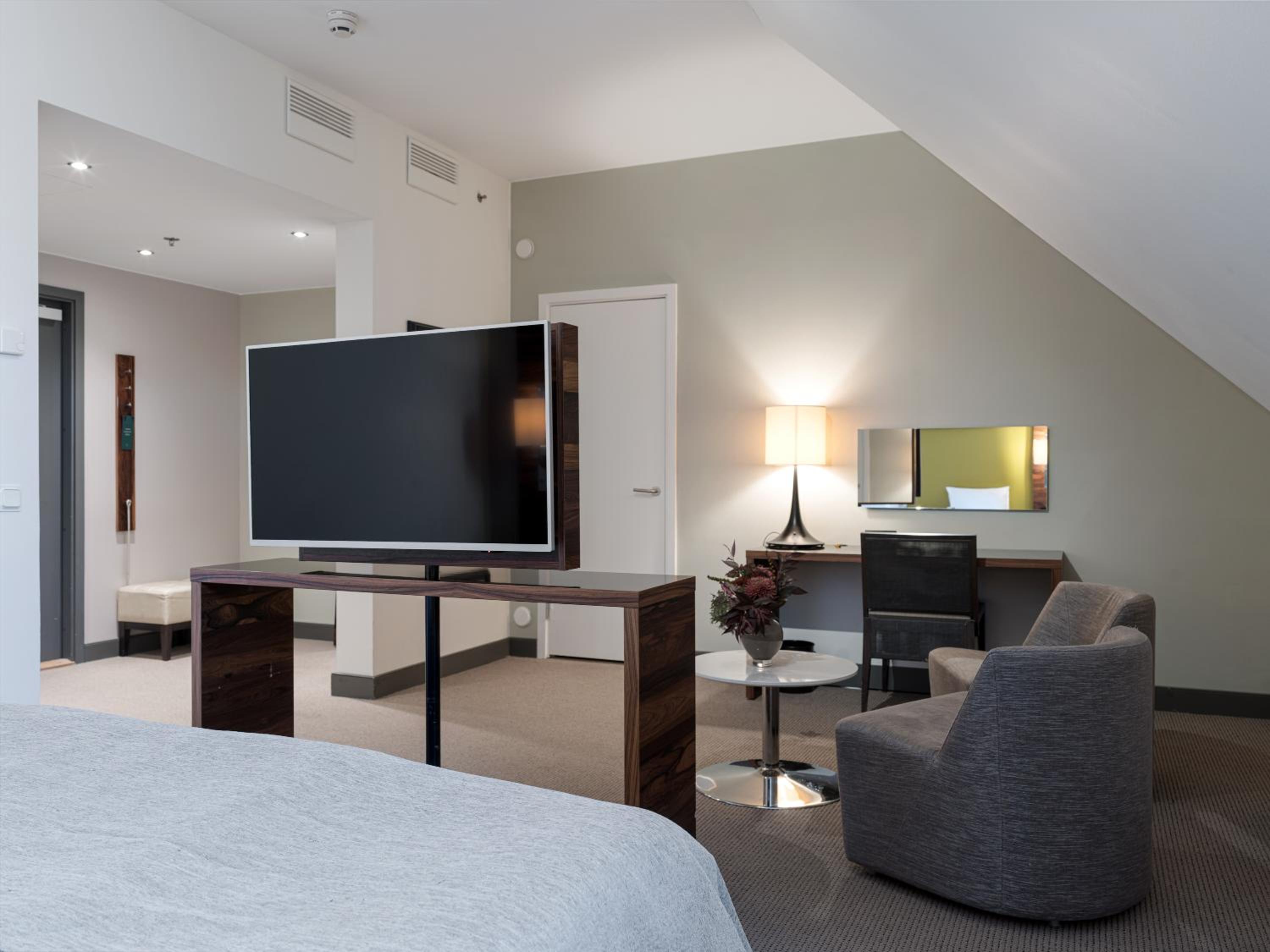 Deluxe Double Room - Spa Not Included