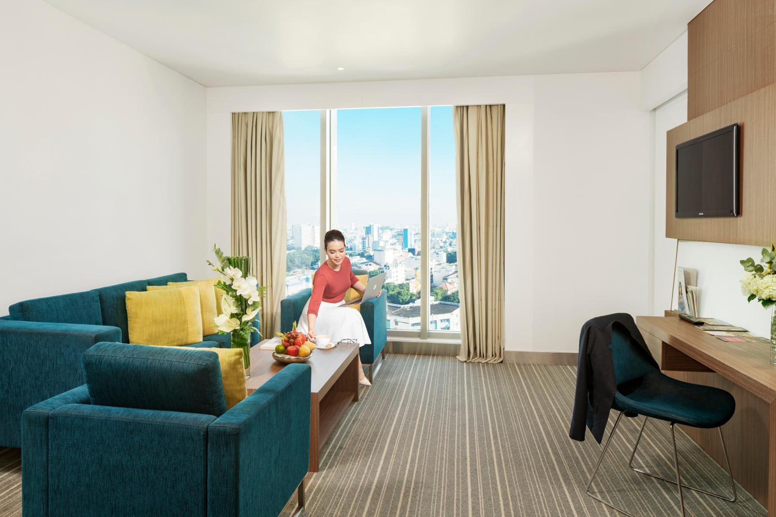 Executive Suite with Premier Lounge Access