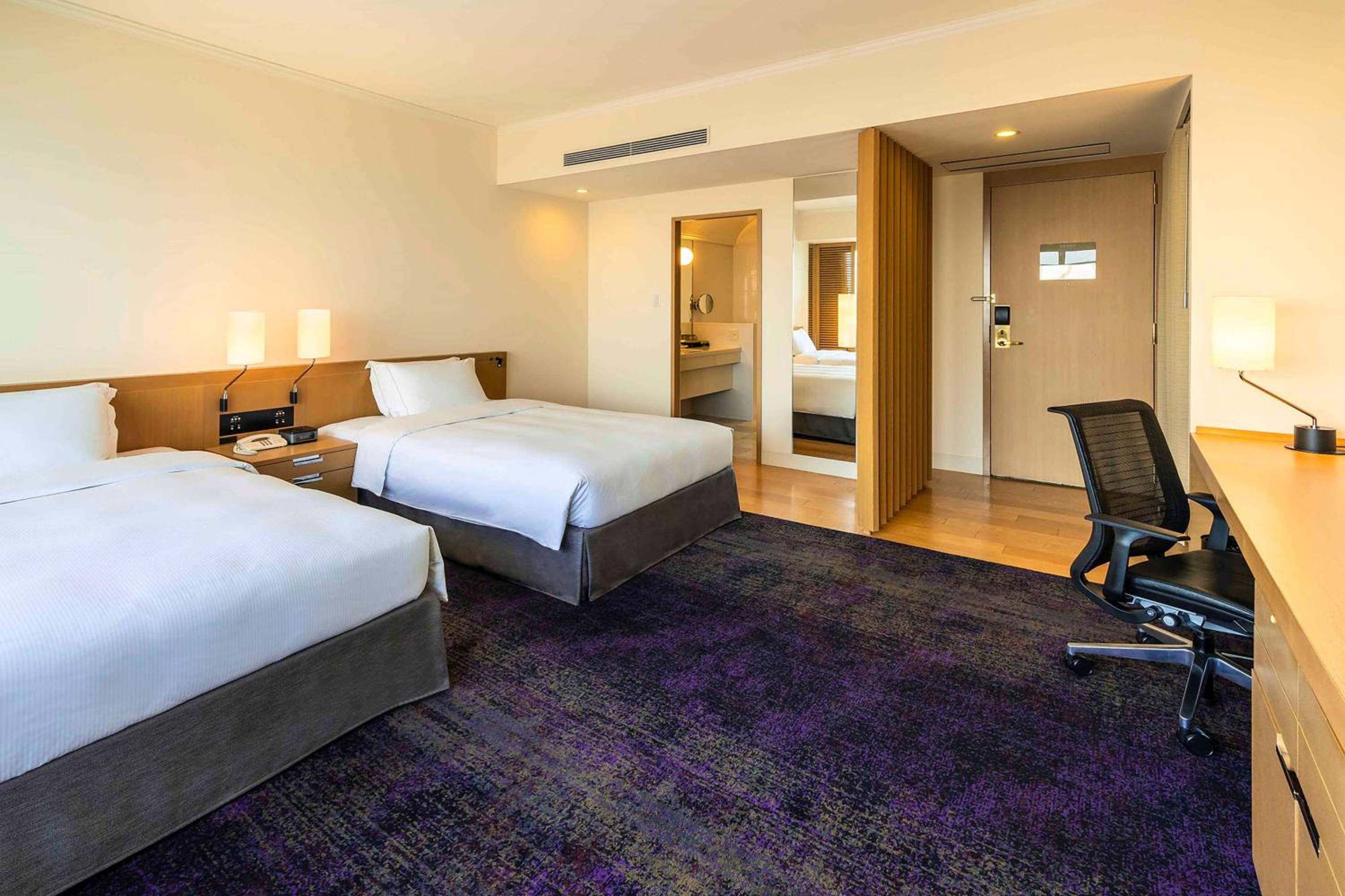 Executive Deluxe Twin Room