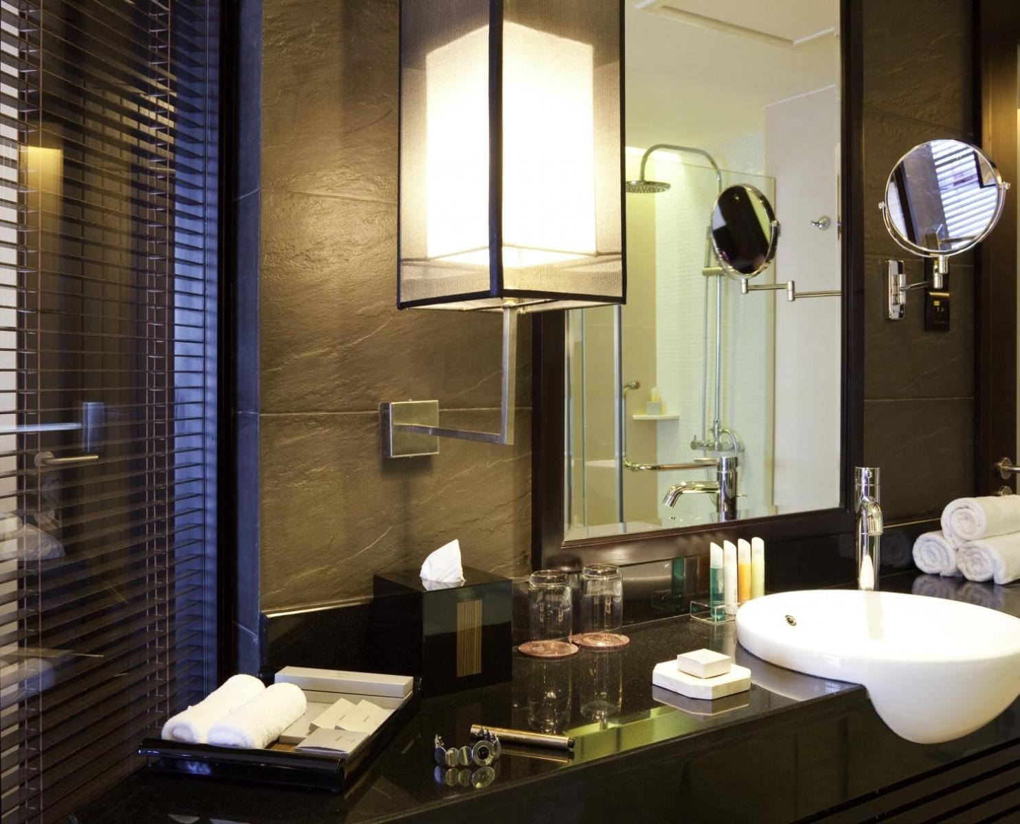 Standard Room with 1 King Size bed