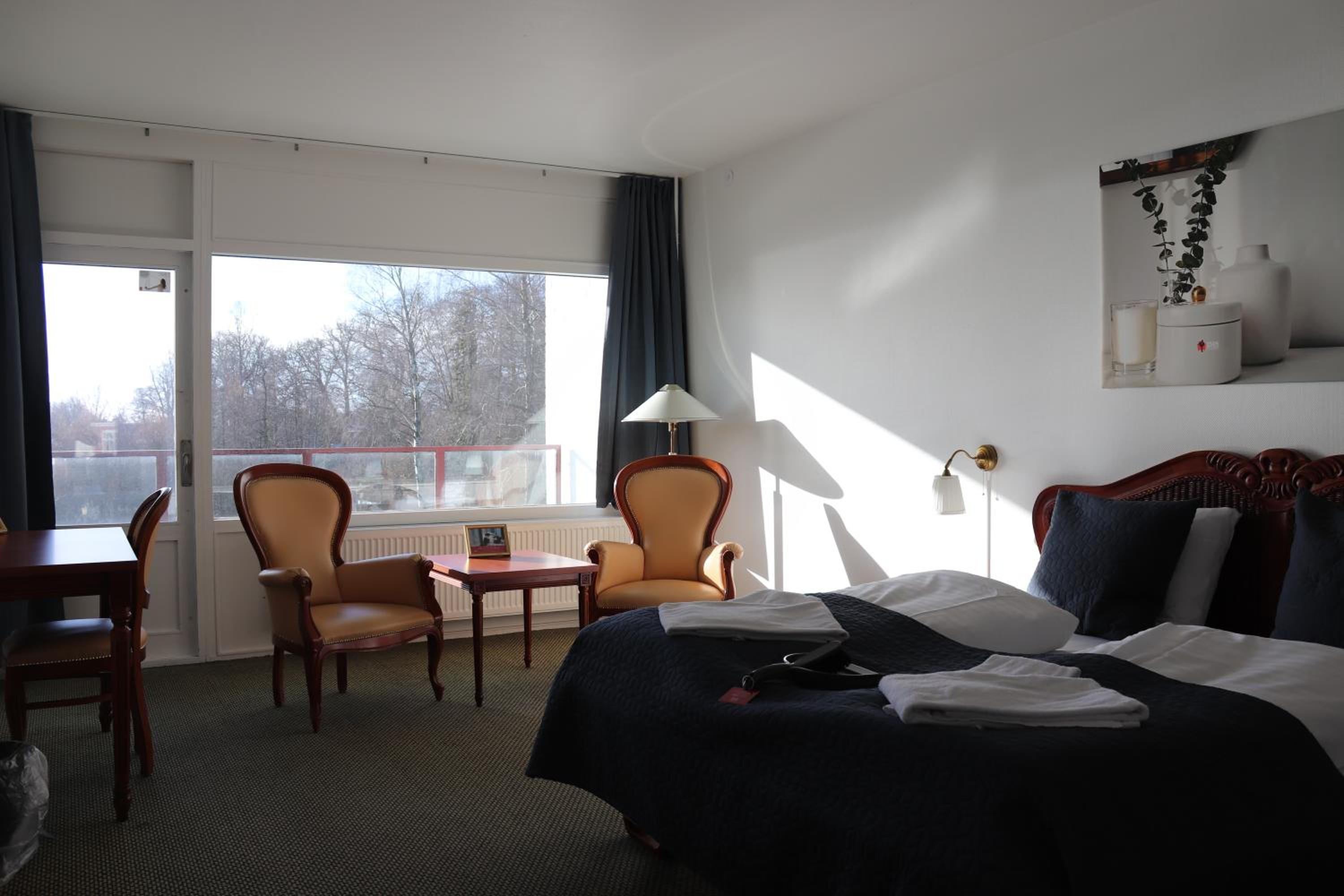 Superior Double Room with Lake View