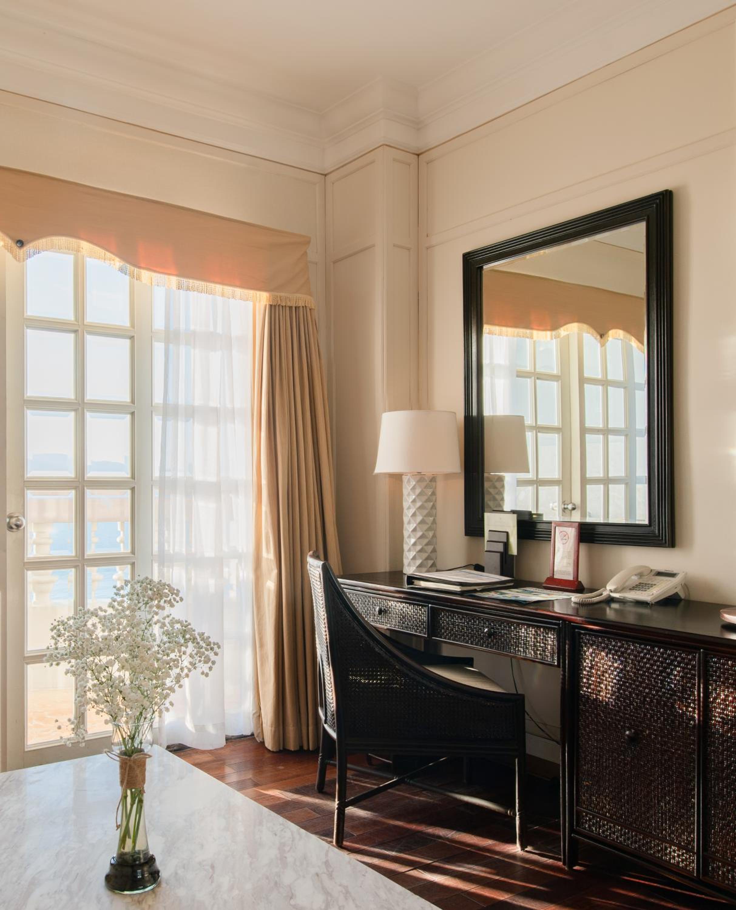 Junior Suite Ocean View + Inclusive One-Time Afternoon Tea per room