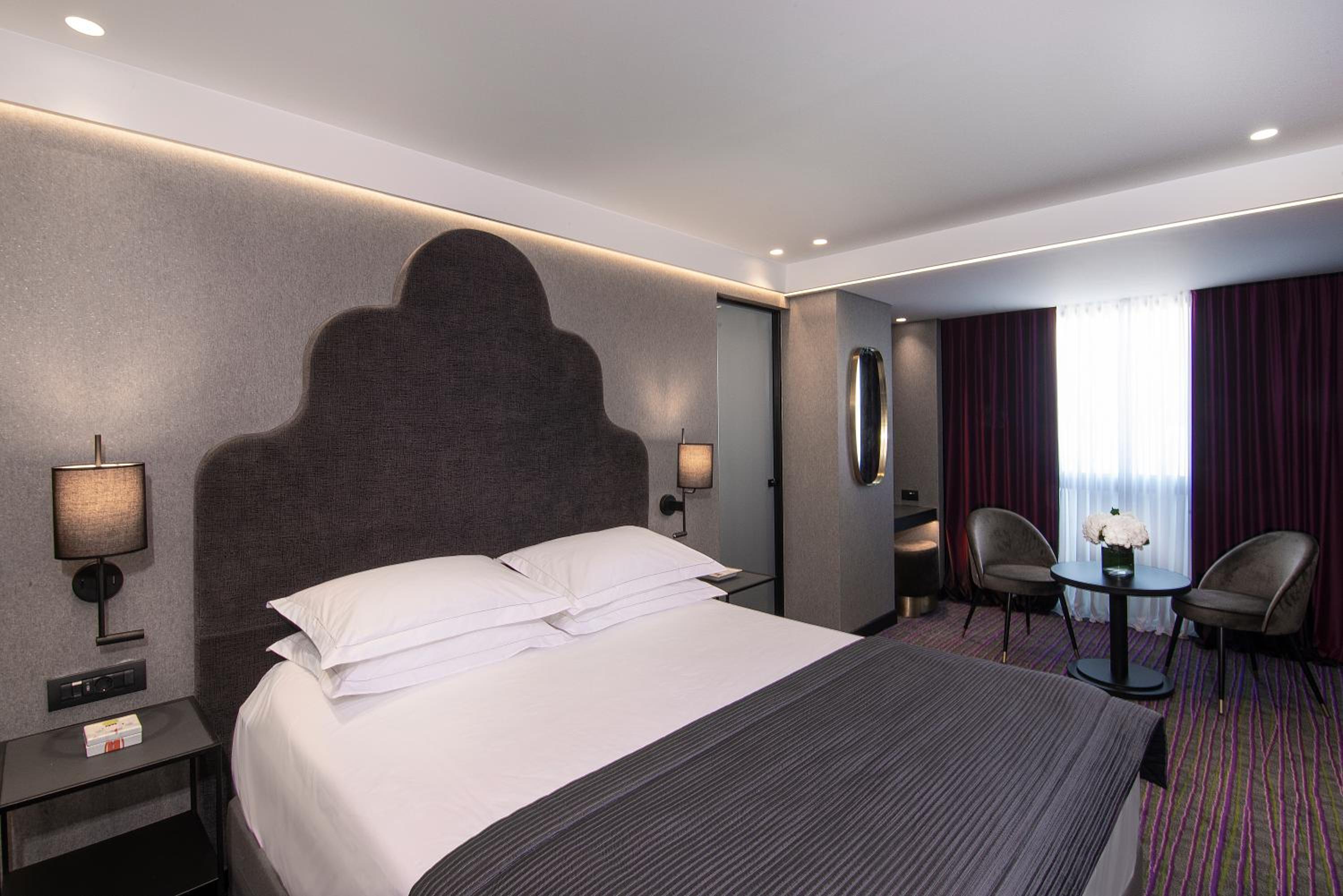 Deluxe Double or Twin Room