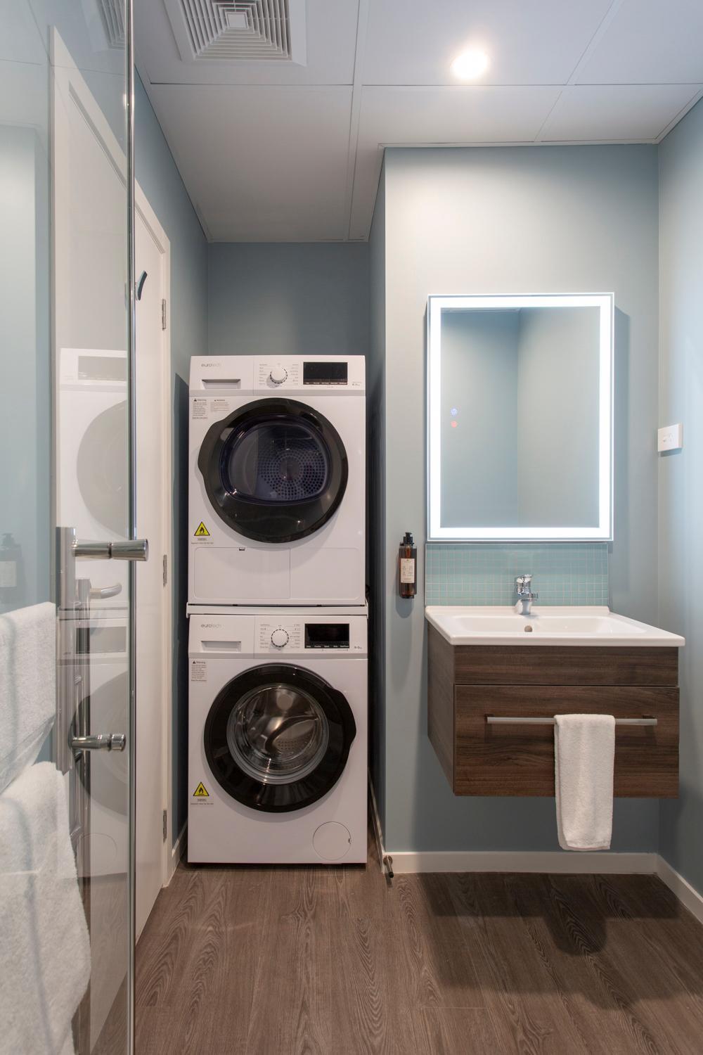 Studio Apartment with King Bed