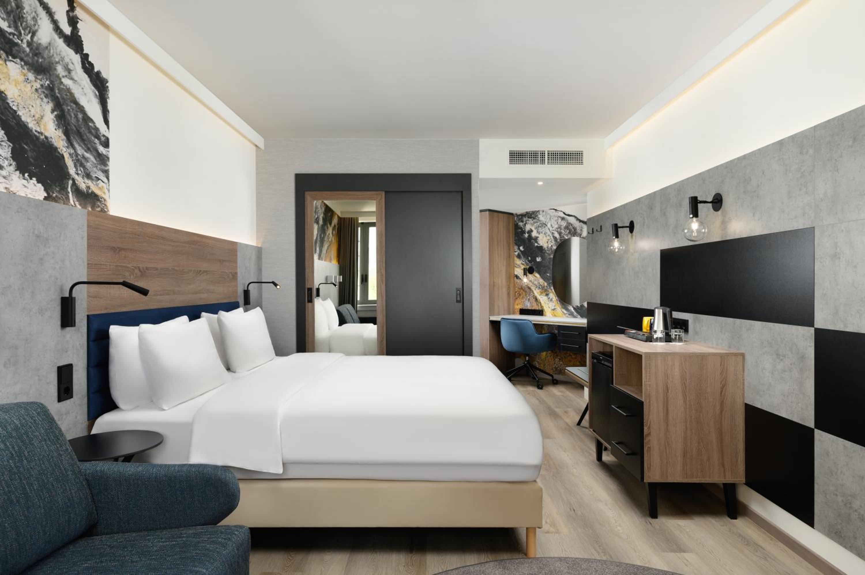 Junior Suite (newly refurbished)