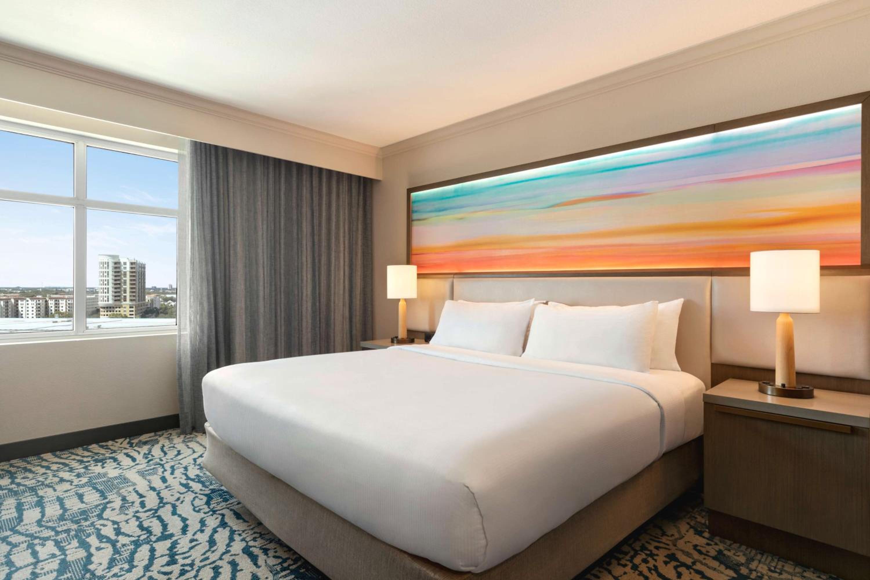 King Corner Suite - Mobility Access