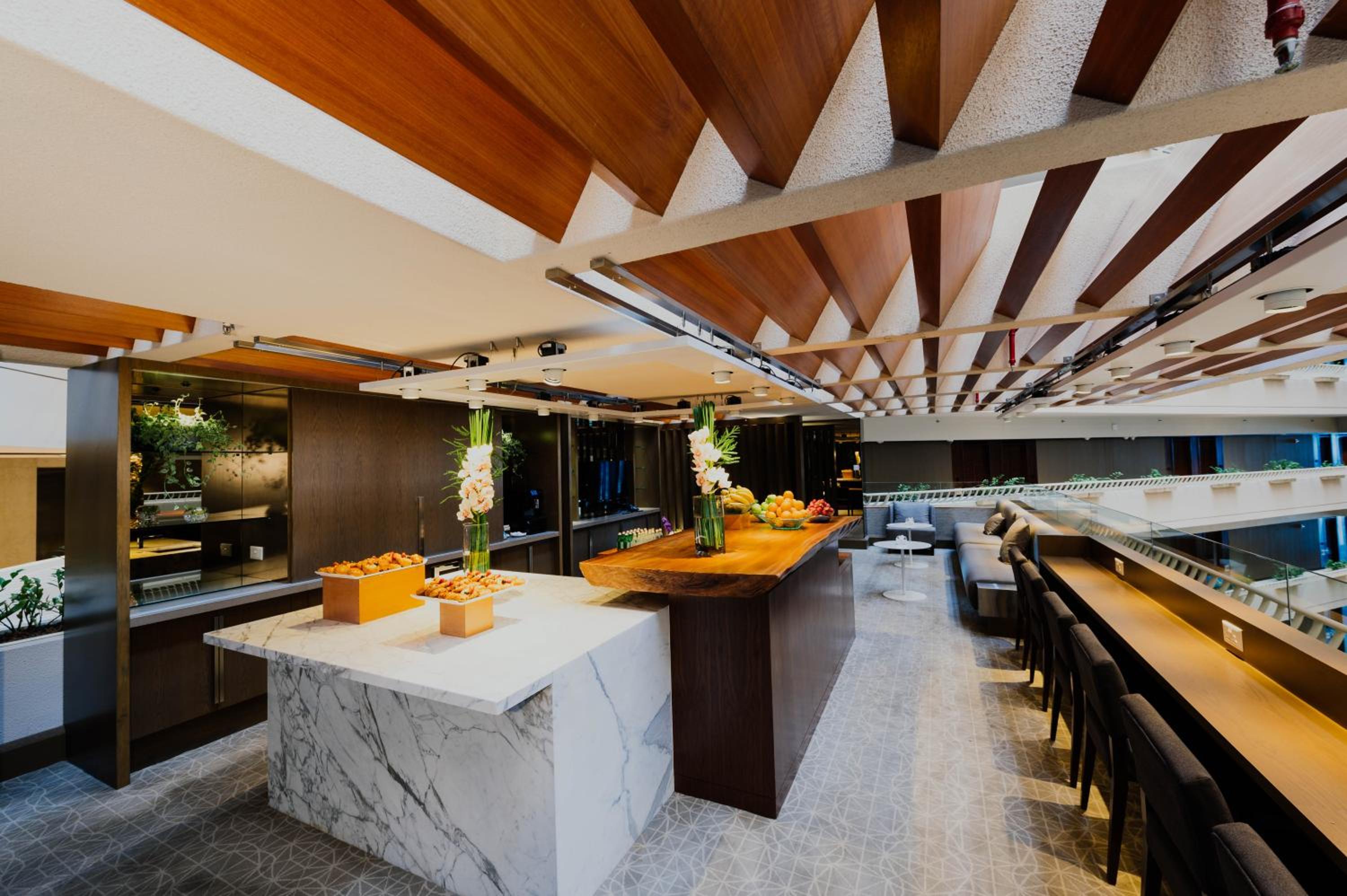 Executive Marina Bay