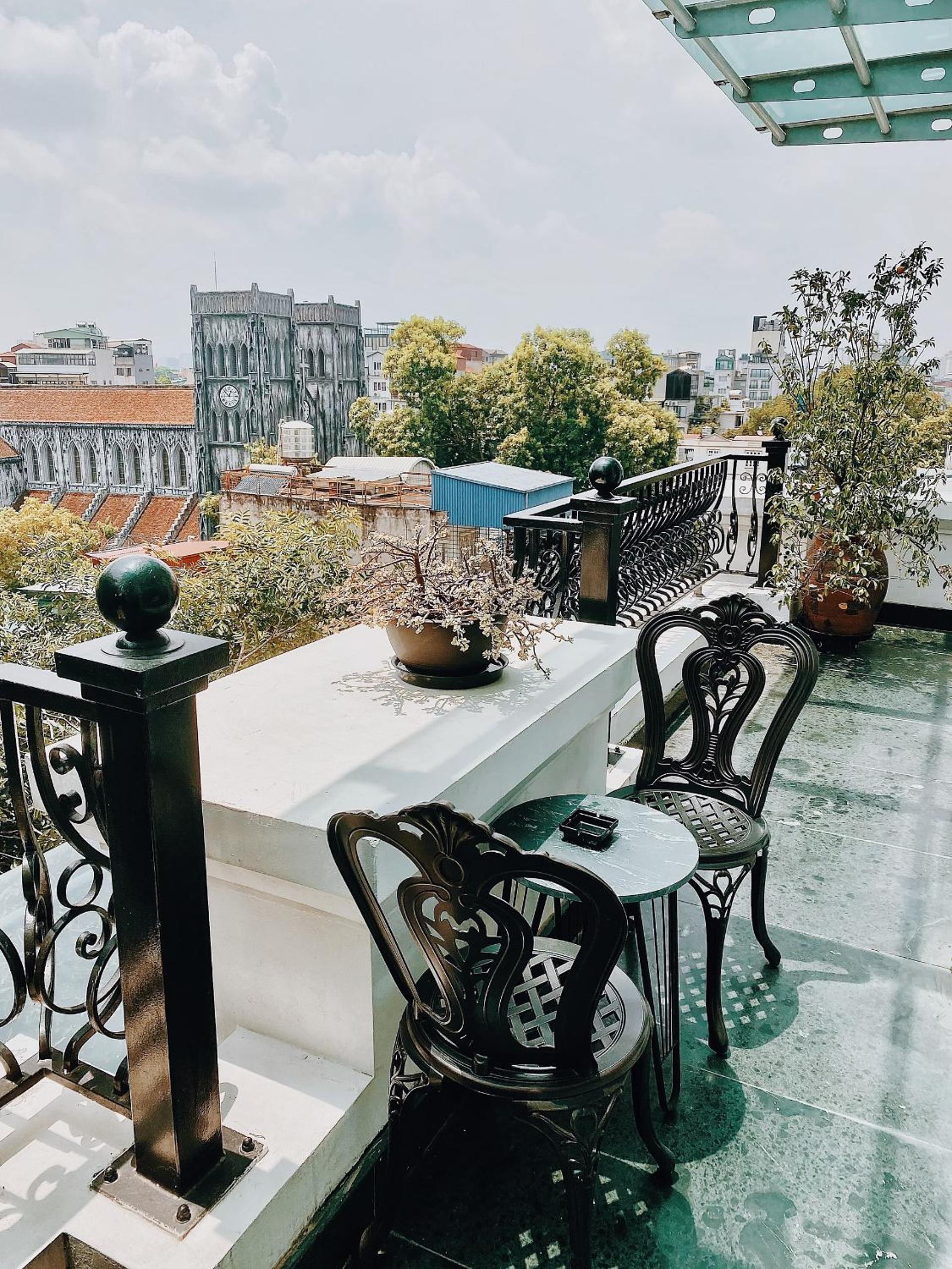 King Suite with Balcony