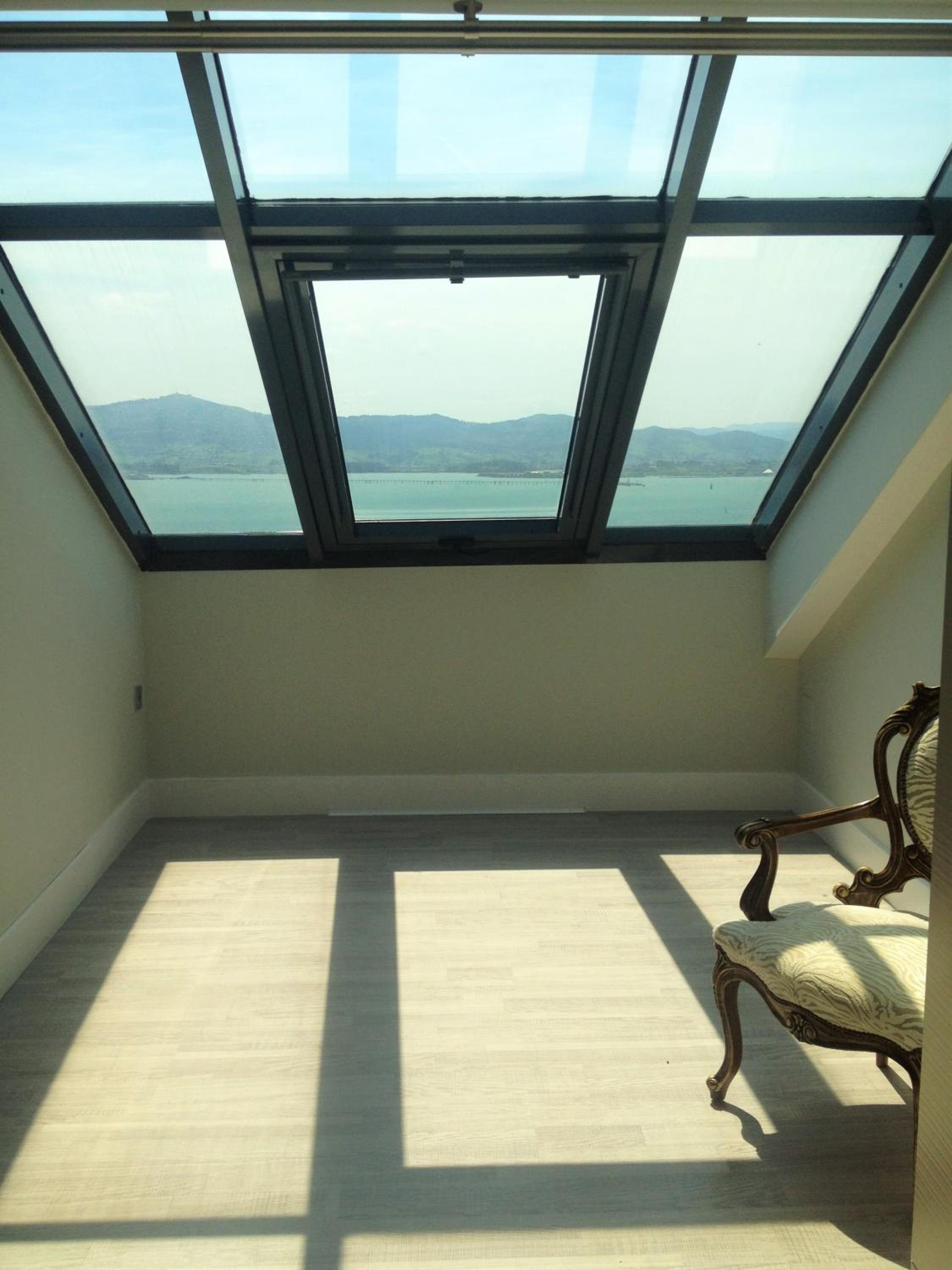 Deluxe Suite with Sea View