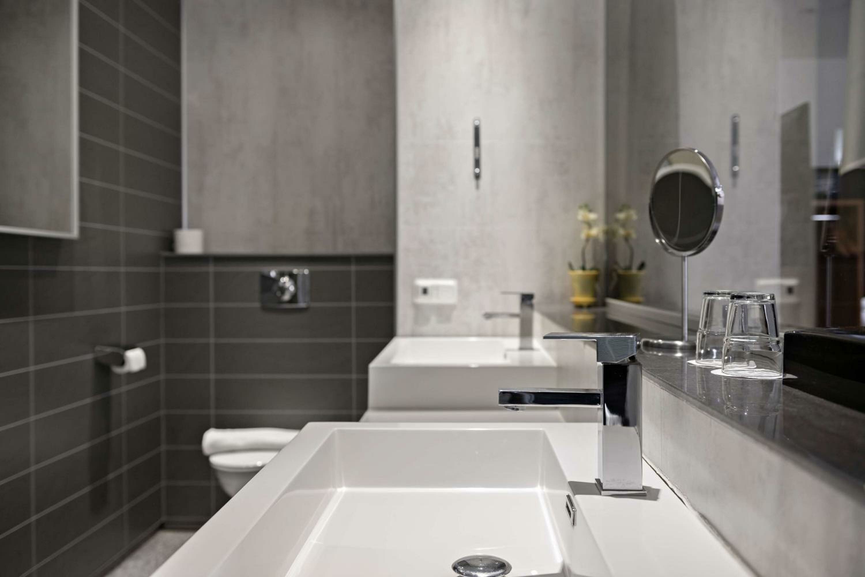 Superior King Room - Non-Smoking