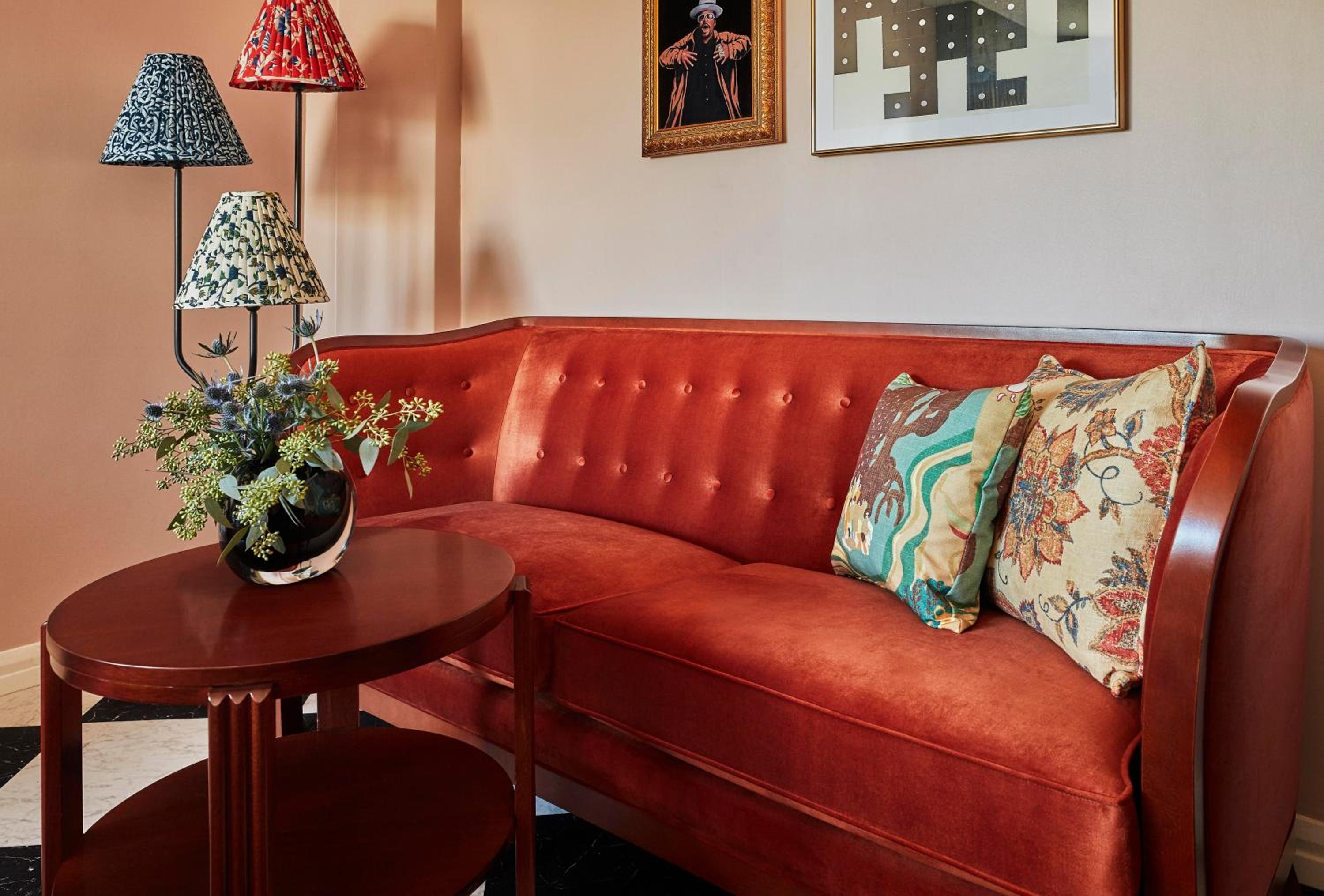 Graduate King Room with Skyline View