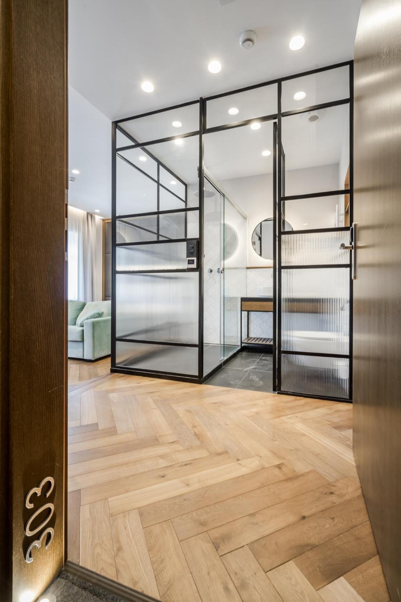 Deluxe Double Room with Extra Bed