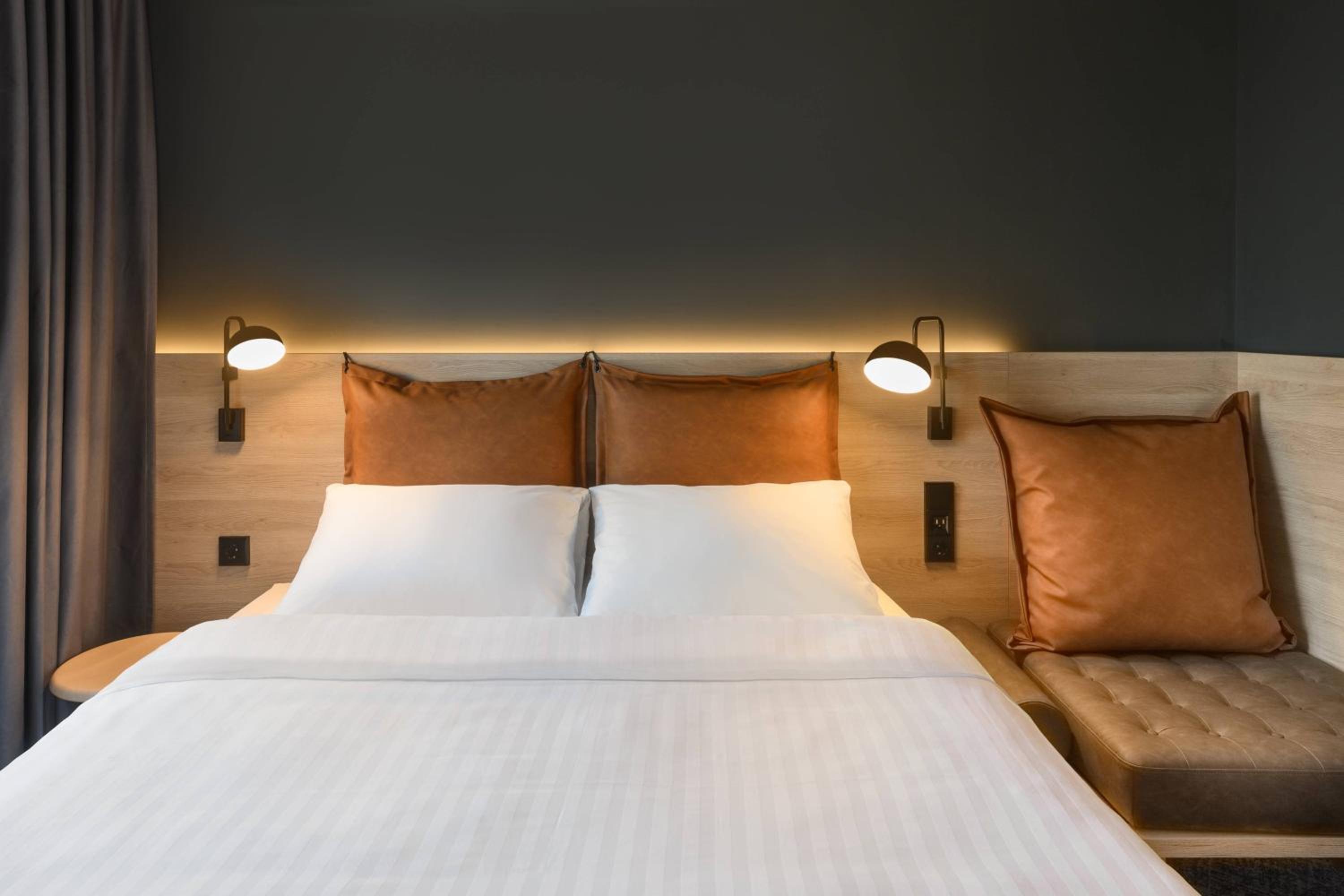Moxy Sleeper, Guest room, 1 Queen