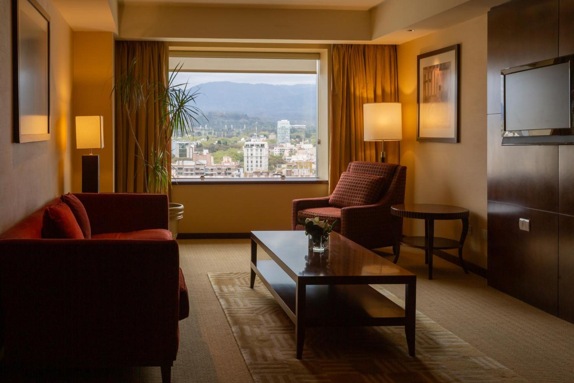 TWO BEDS SUITE, 1 Bedroom Suite