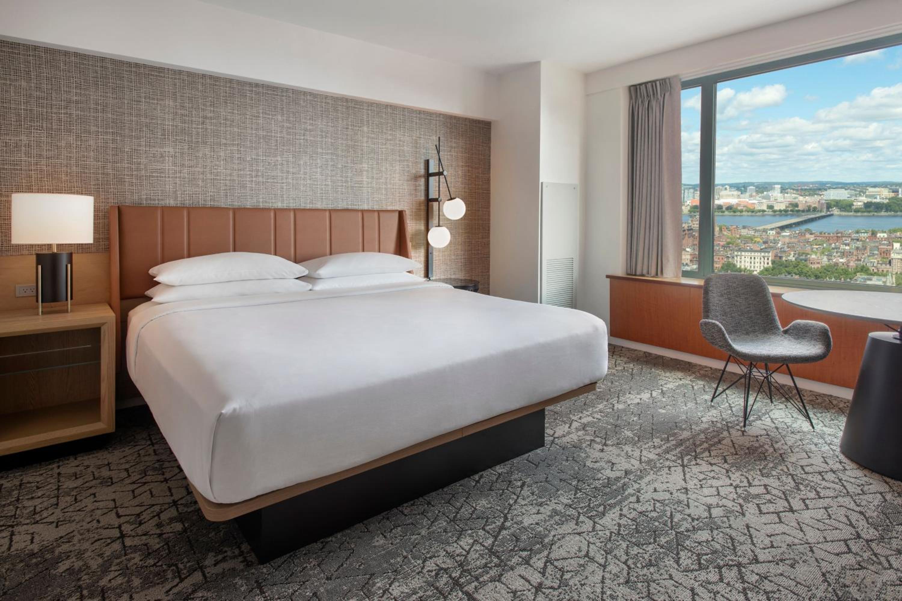 One Bedroom Suite, 1 Bedroom Suite, 1 King, Sofa bed