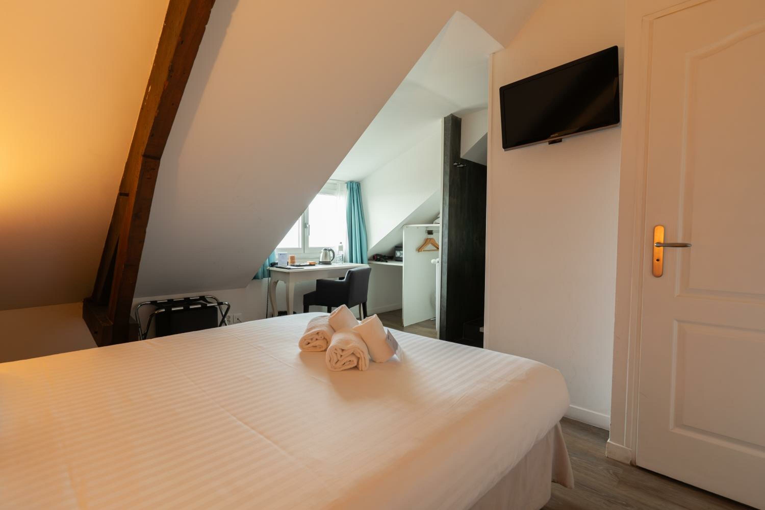 Classic Room with Sea View