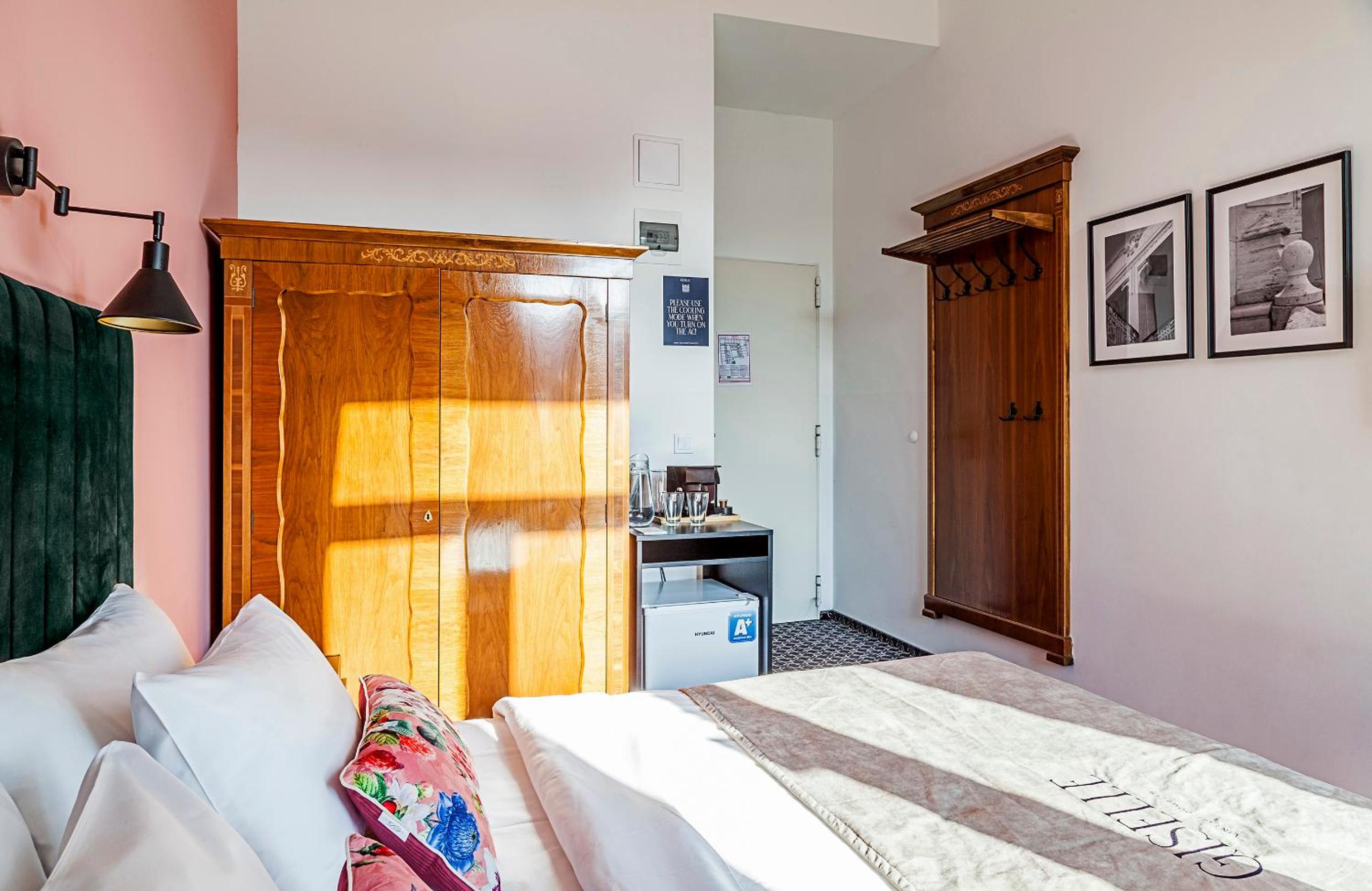 Standard Double Room with View