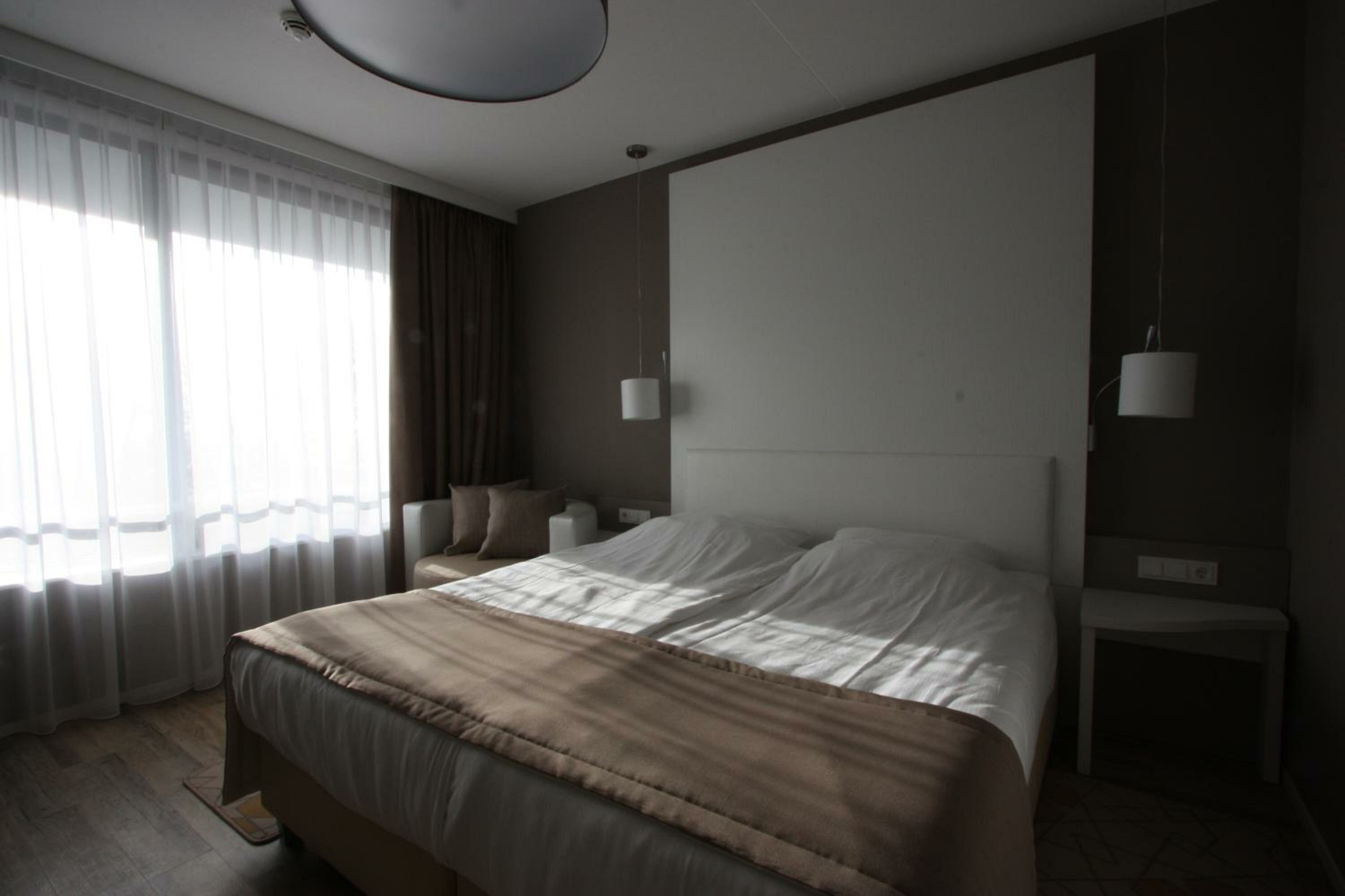 Deluxe Double Room with Shower