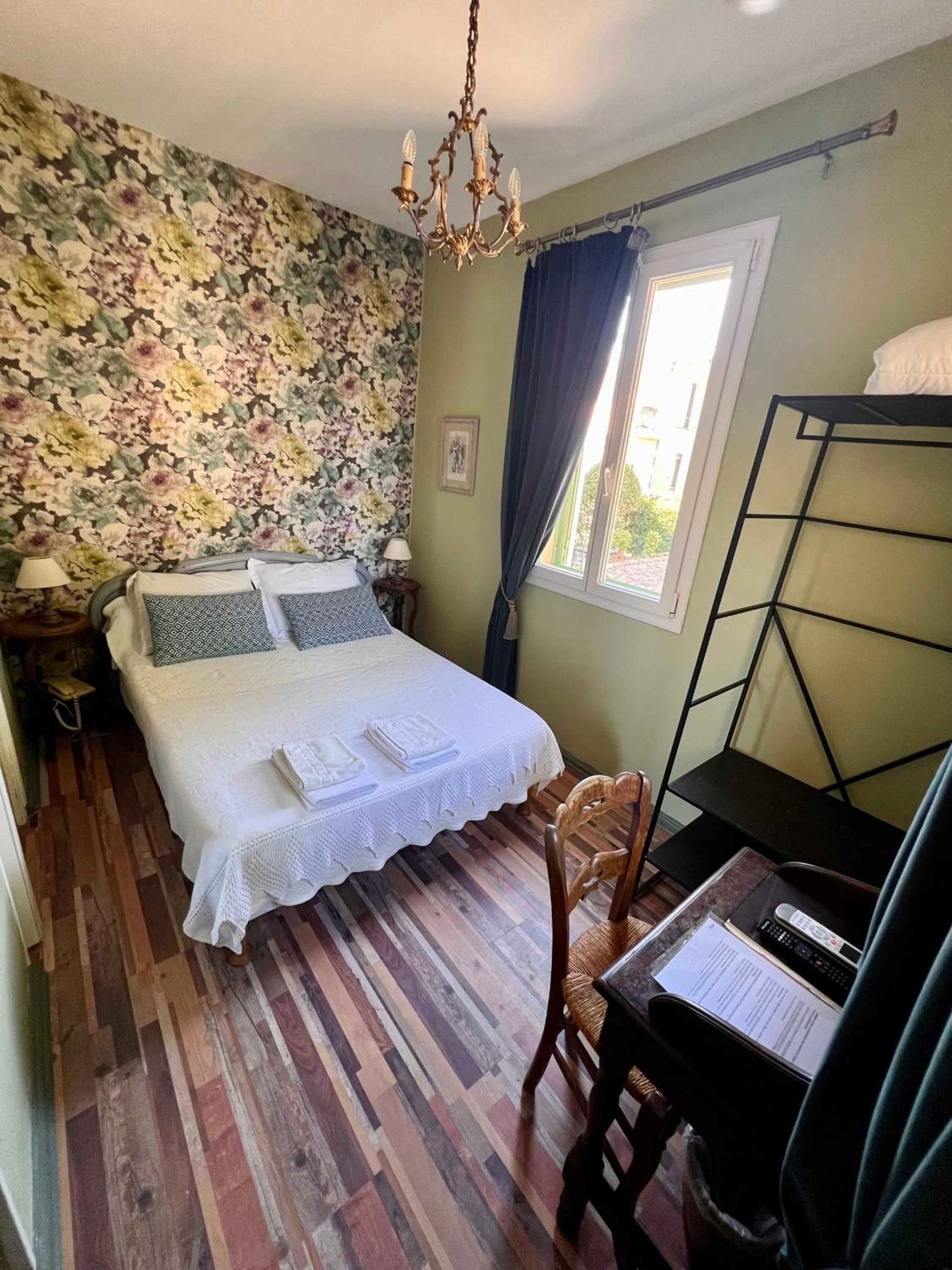 Small Double Room - Garden View