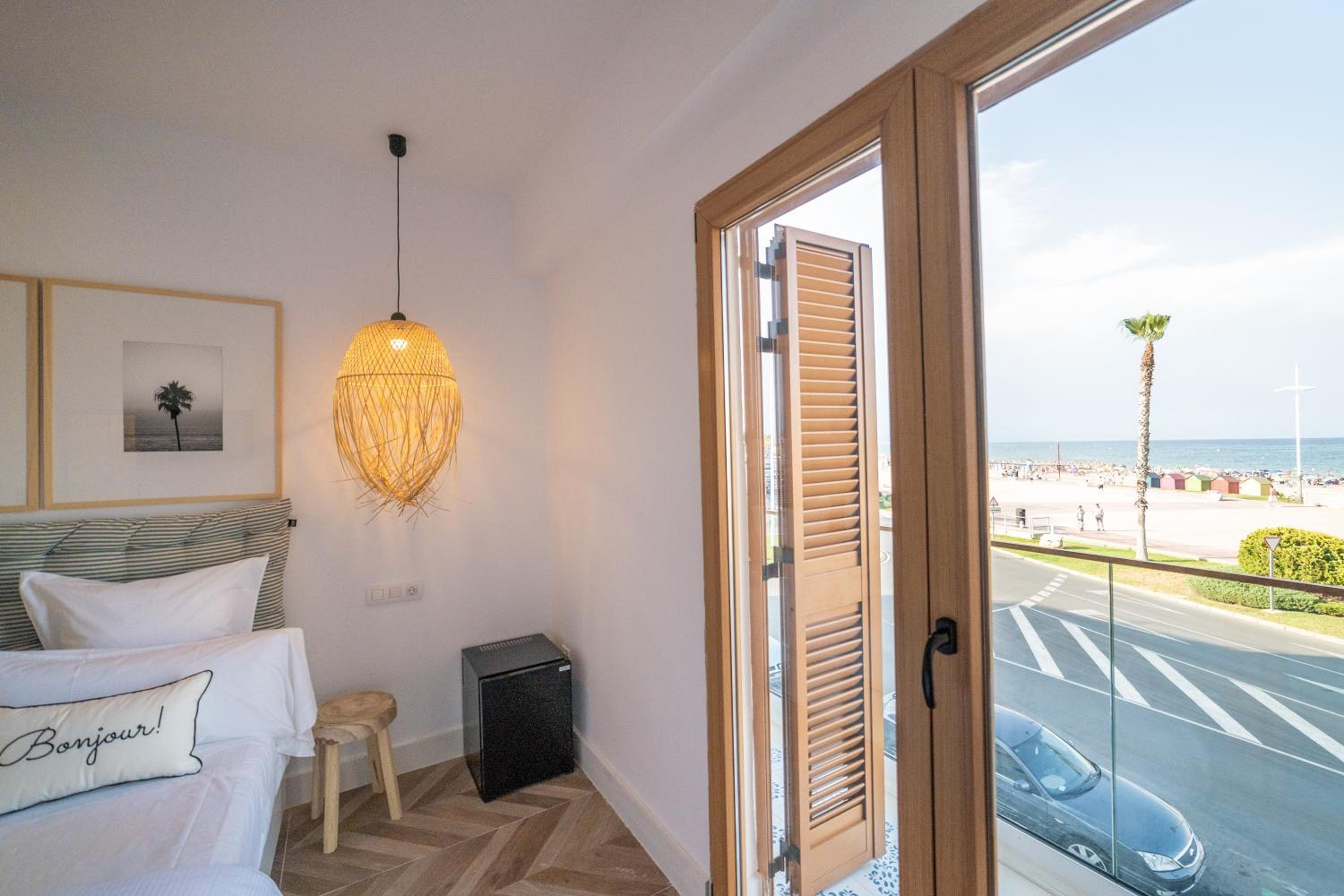 Double Room with Balcony and Sea View