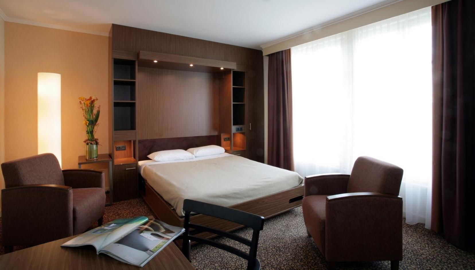 Studio with Seine River View