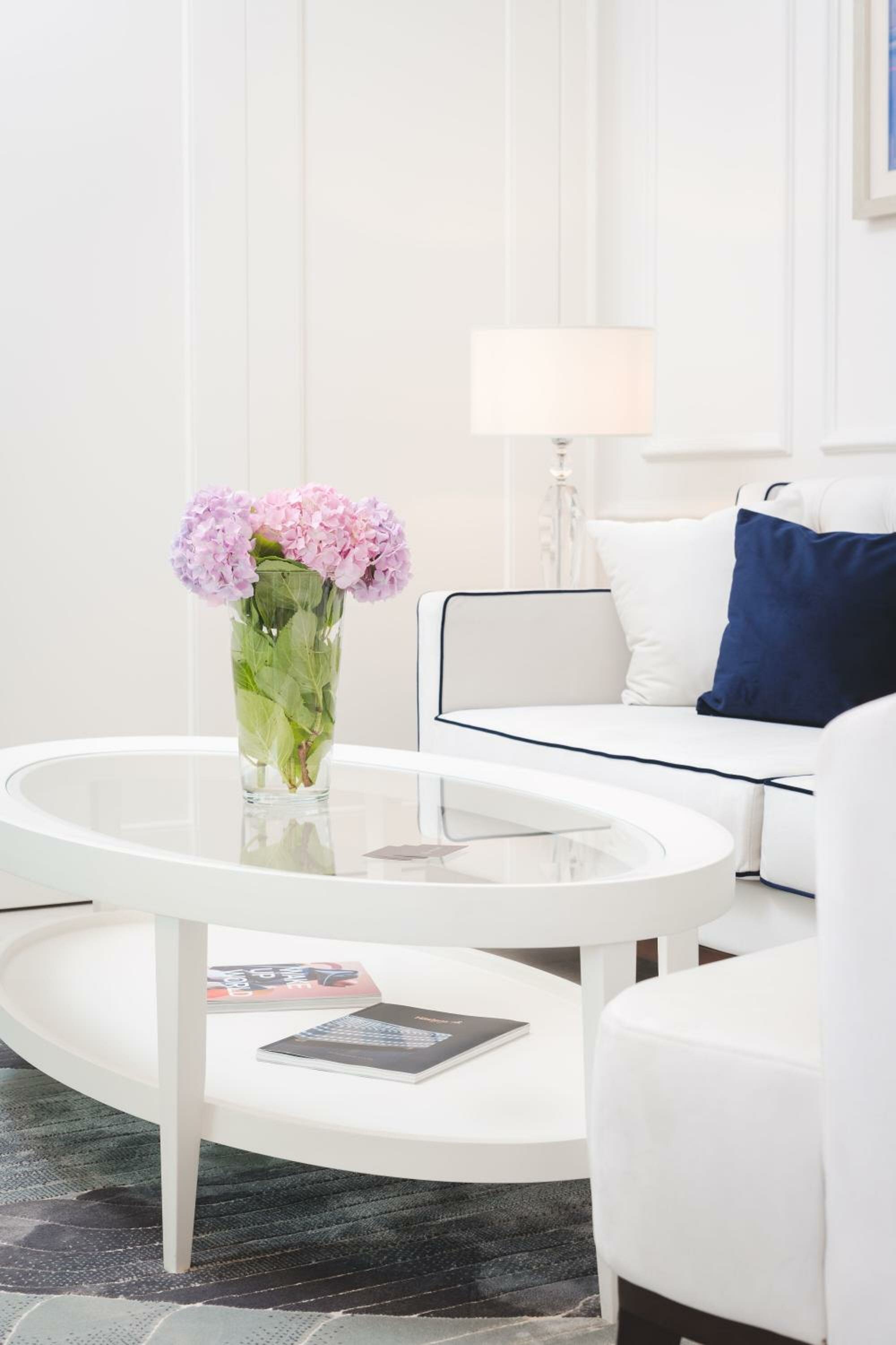 Deluxe Suite with Terrace and Sea View