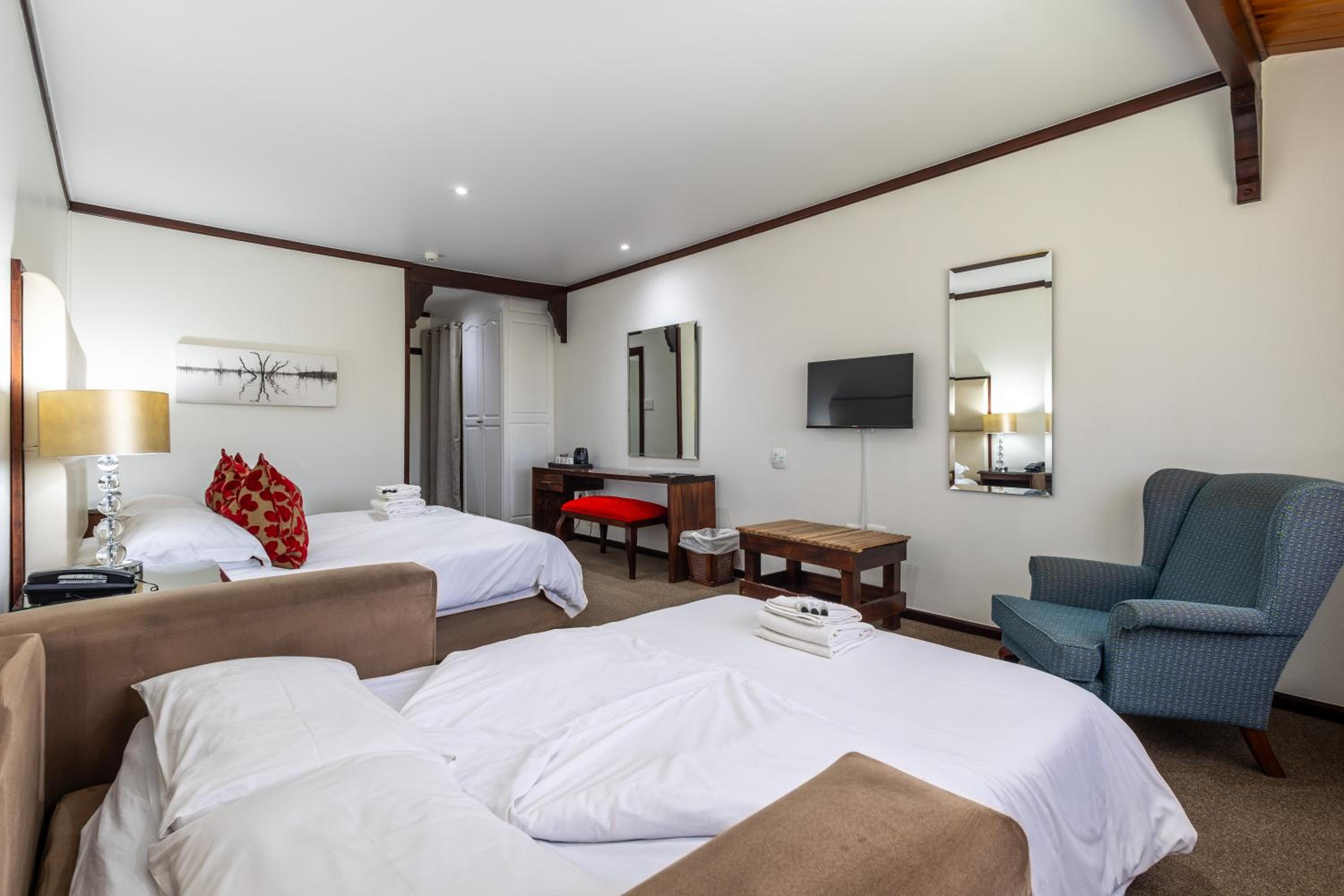 Luxury Room in Log-Inn Wing