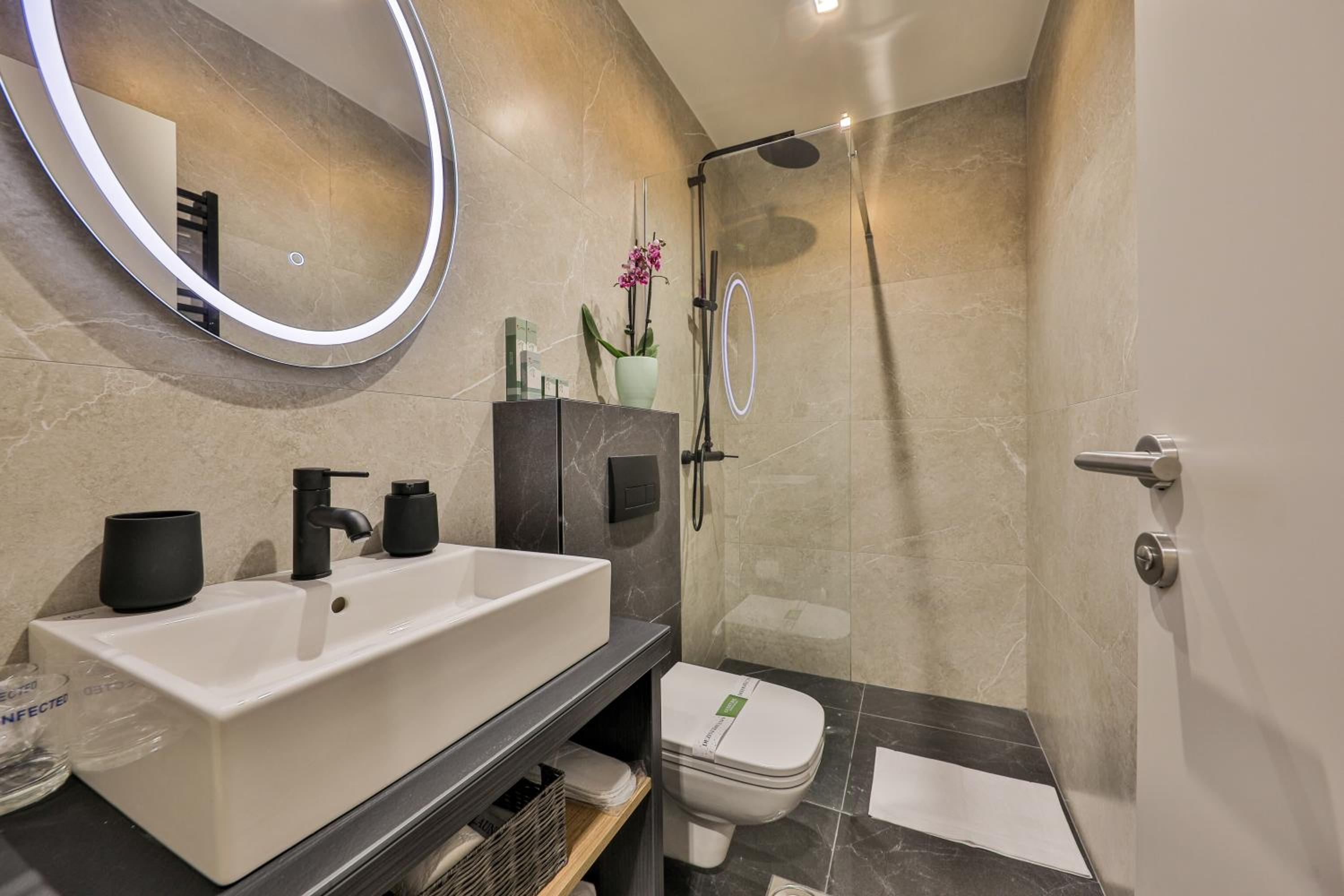 Deluxe Double or Twin Room - Annex