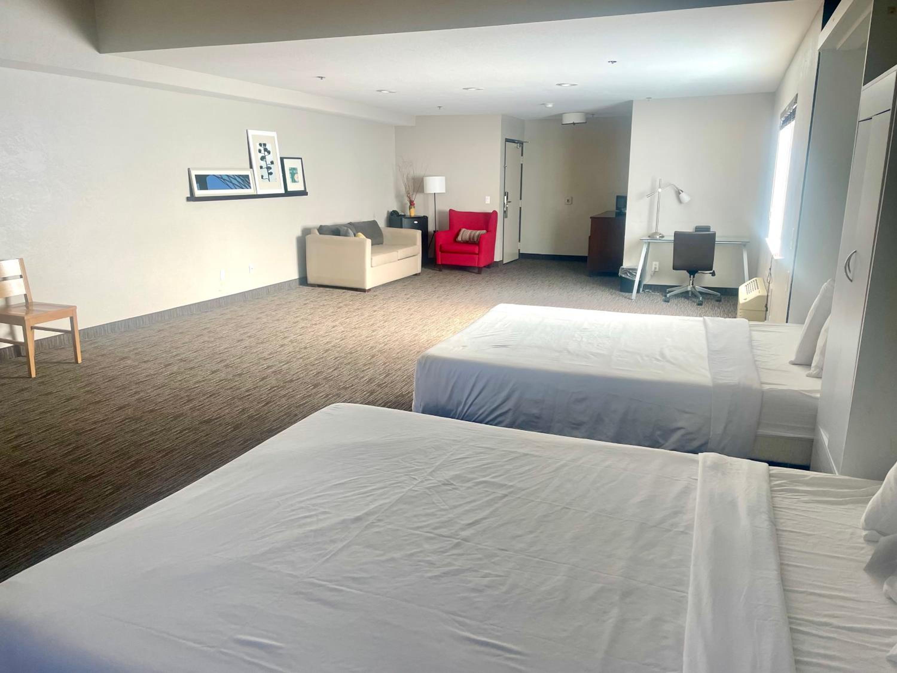 Superior Queen Room with Two Queen Beds - Non-Smoking