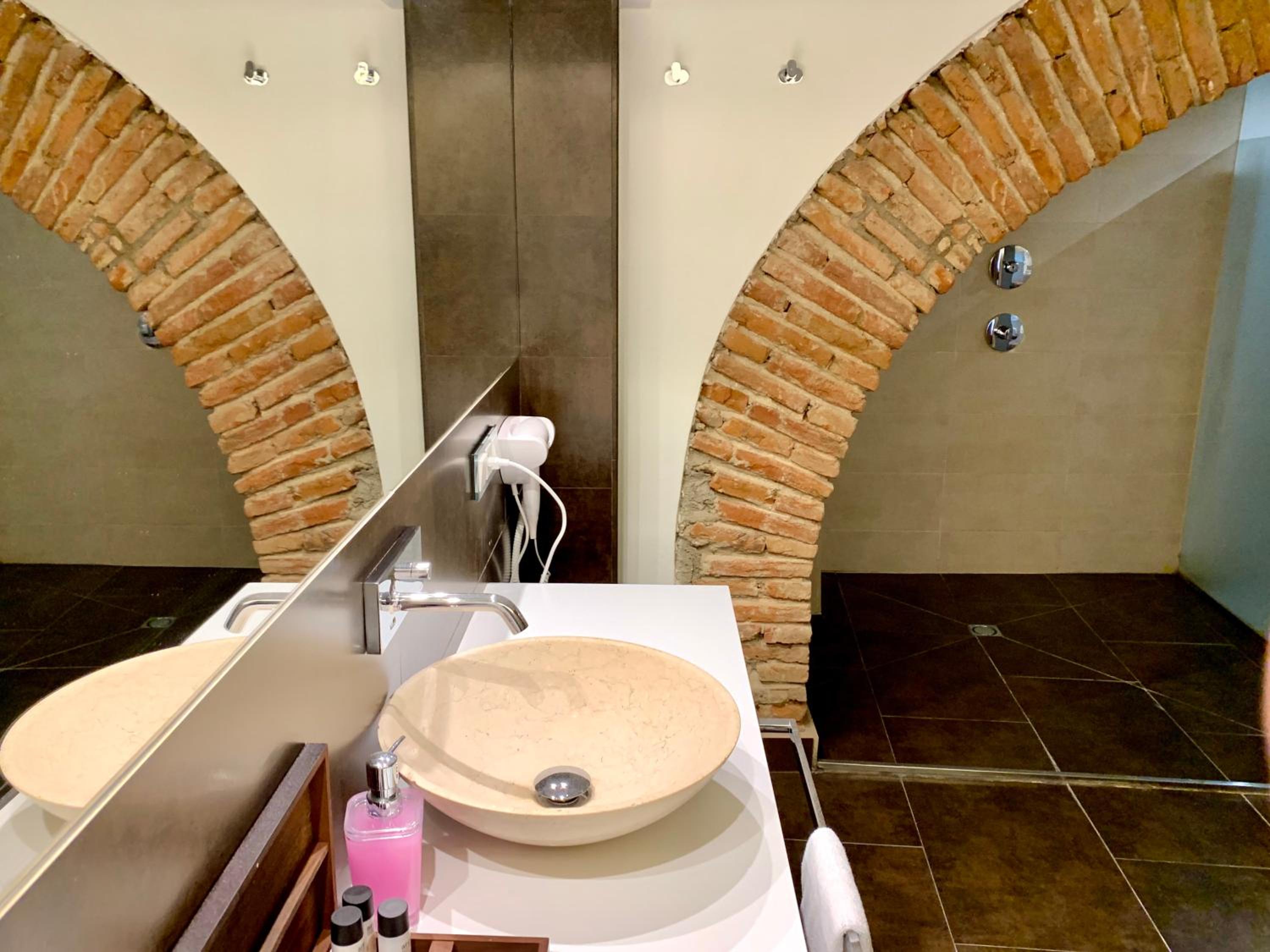 Duplex Suite with Spa Bath