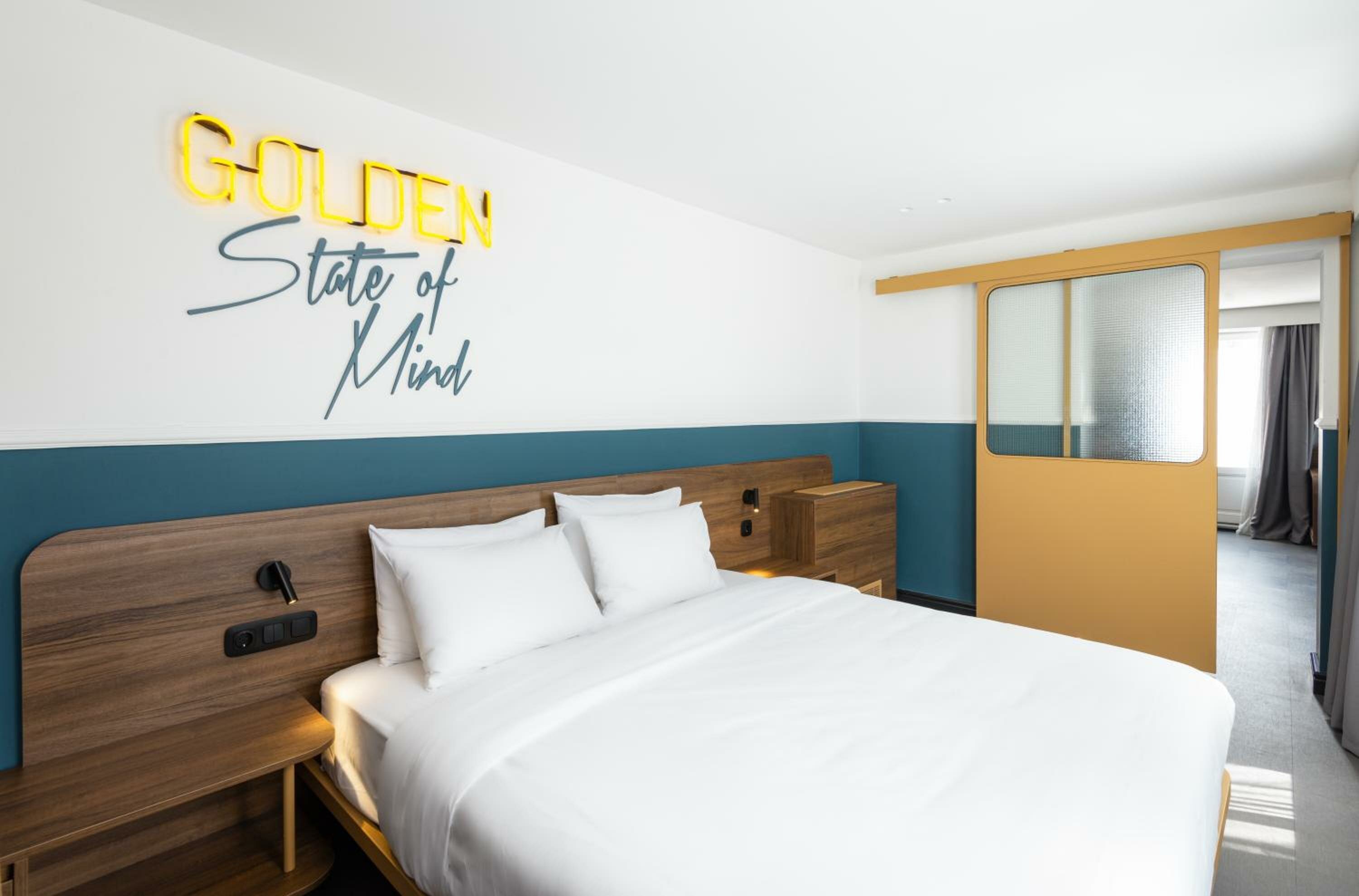 King Suite with Terrace & Jacuzzi