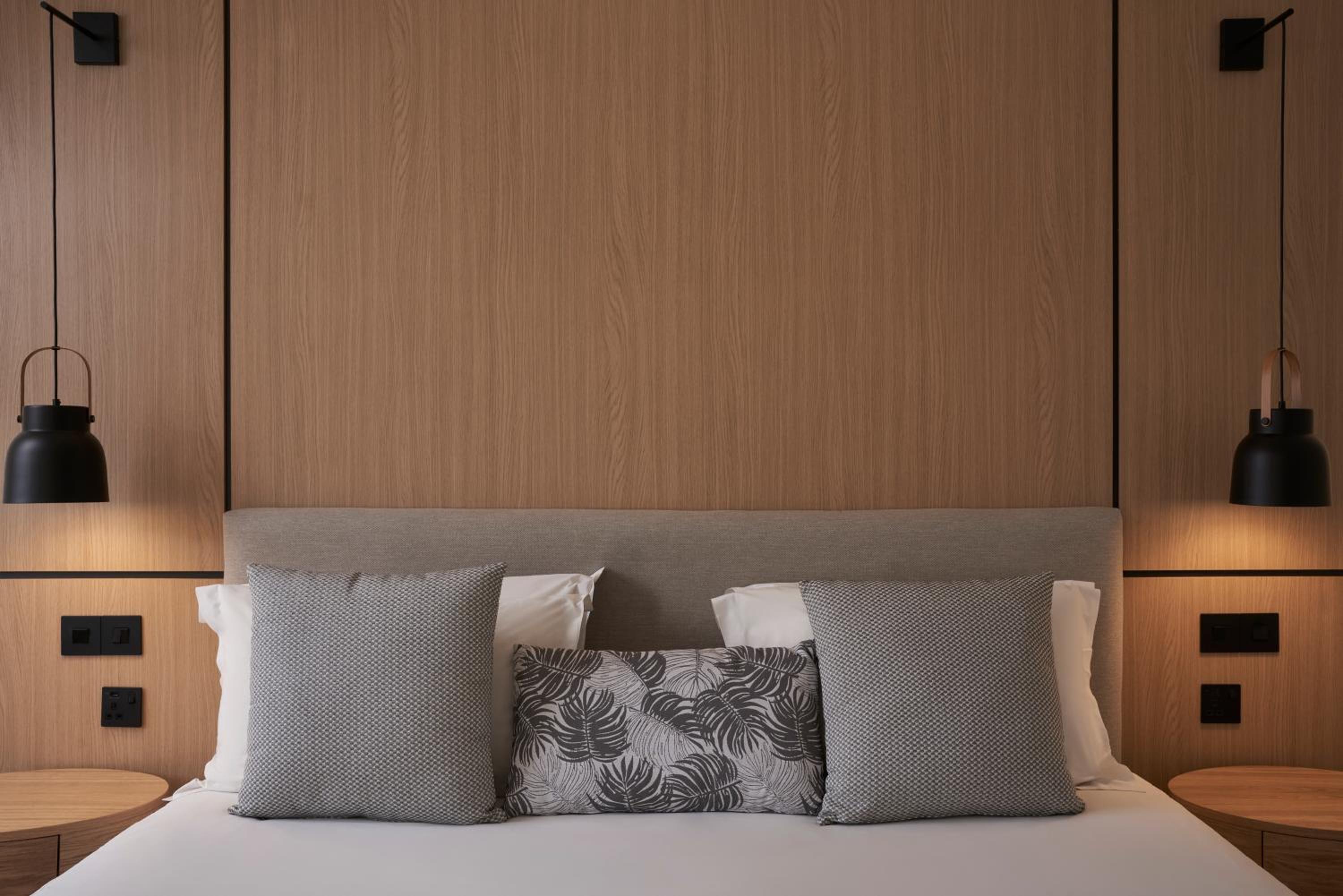 Twin / Double Room Sea View