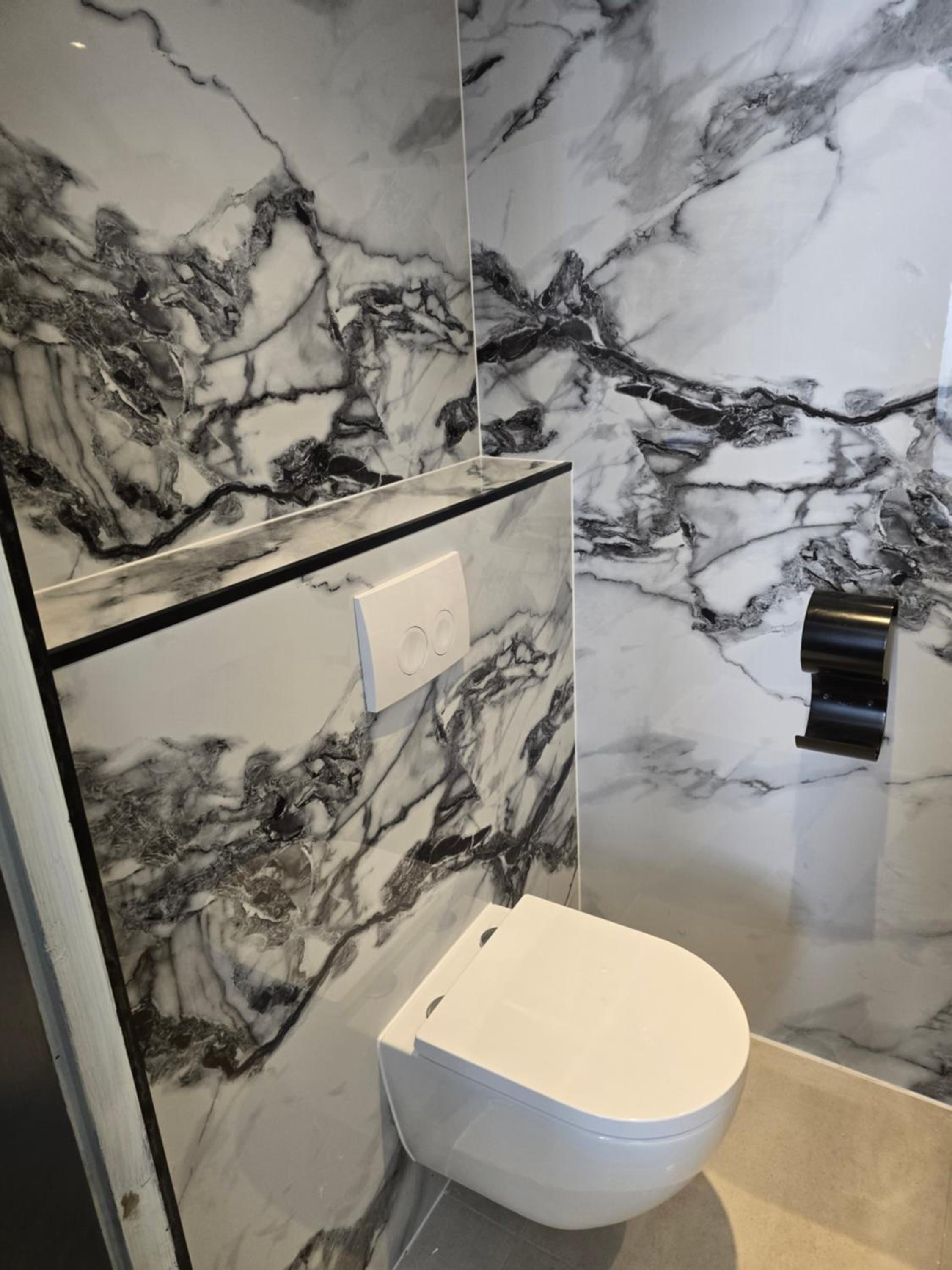 Quadruple Room with Private Bathroom