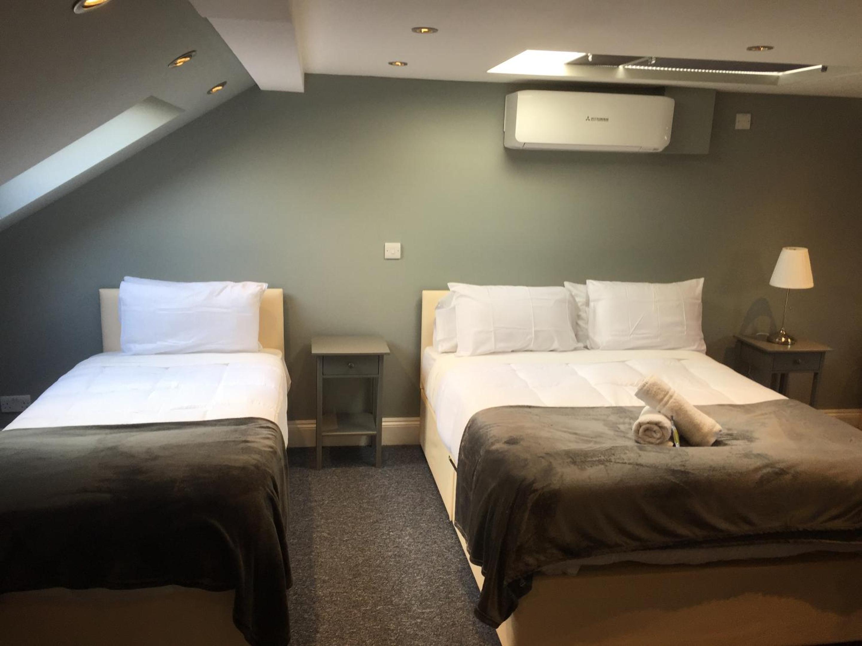 Deluxe Quadruple Room