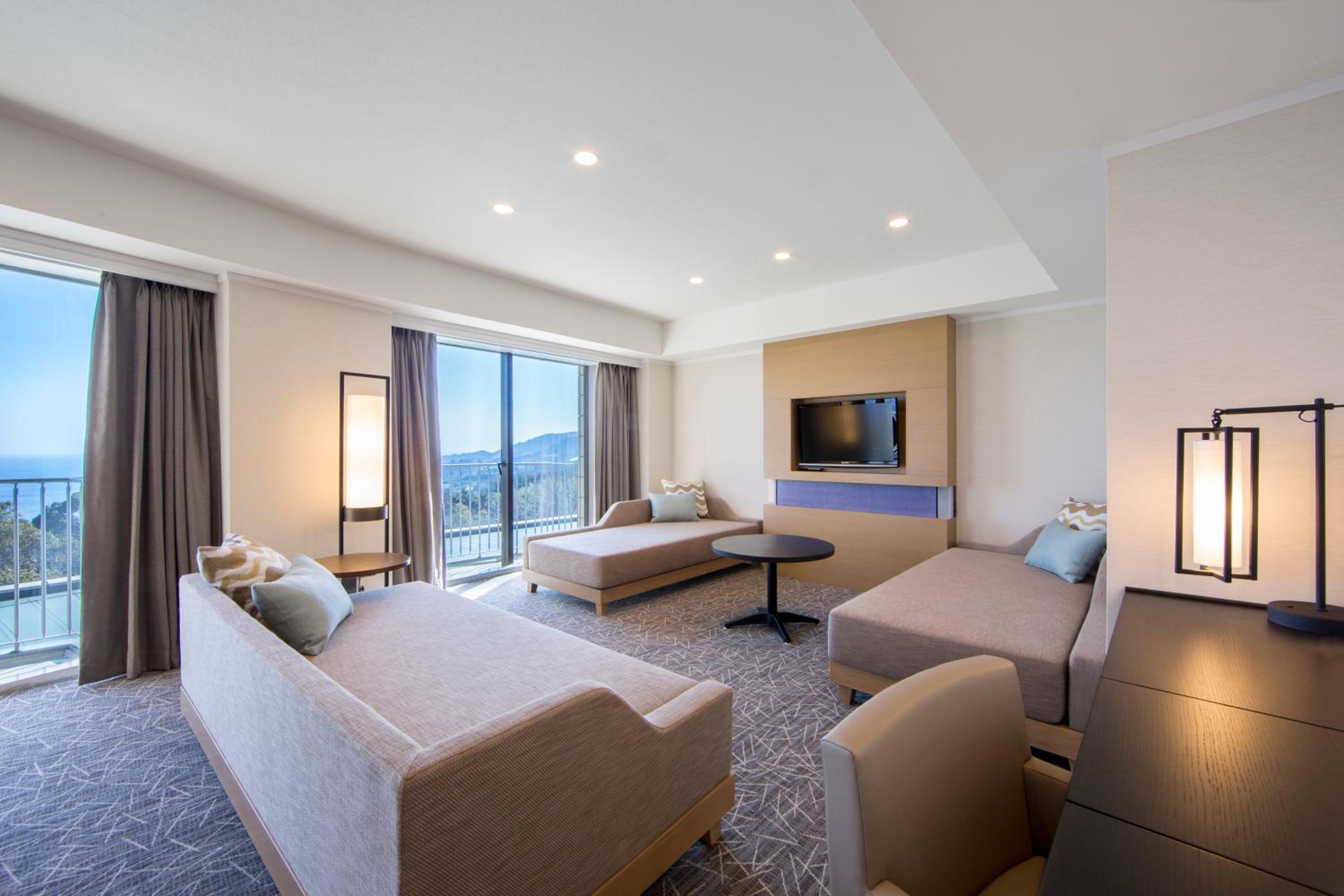 Japanese Western Premium Suite