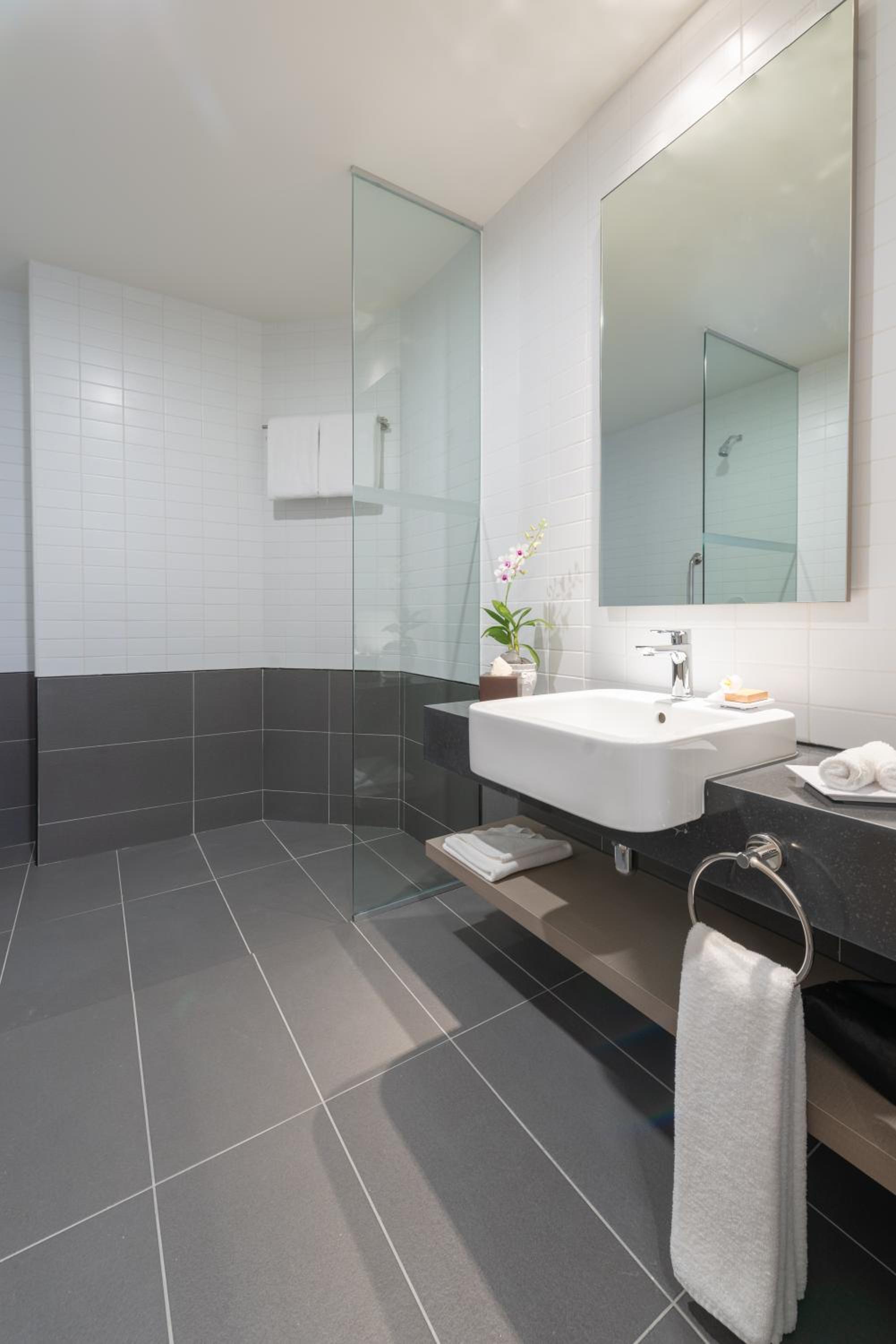 Deluxe Twin Room with KL Tower View