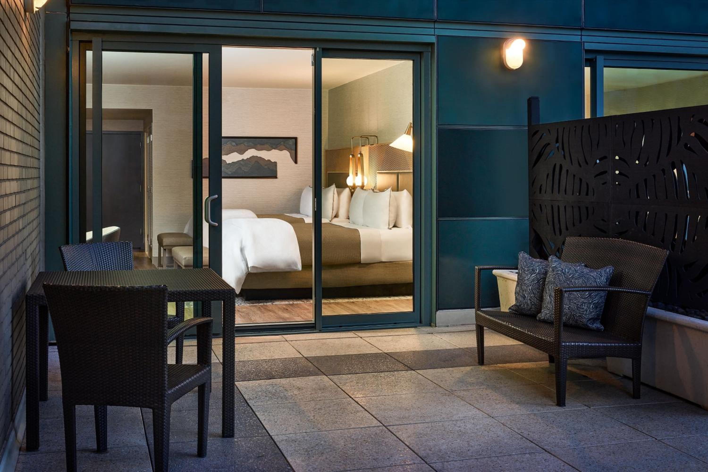 Queen Room with Two Queen Beds with Patio