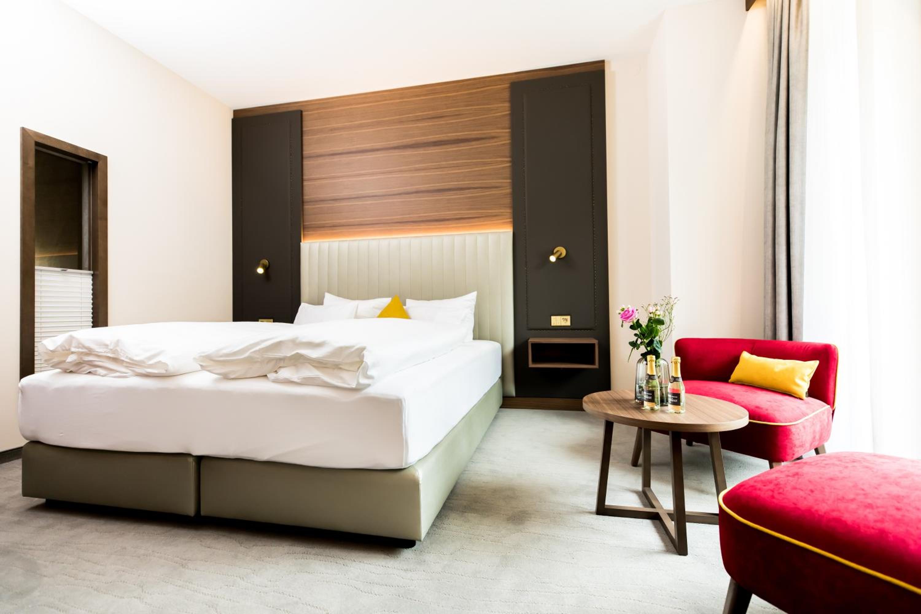 Deluxe Double Room with Balcony
