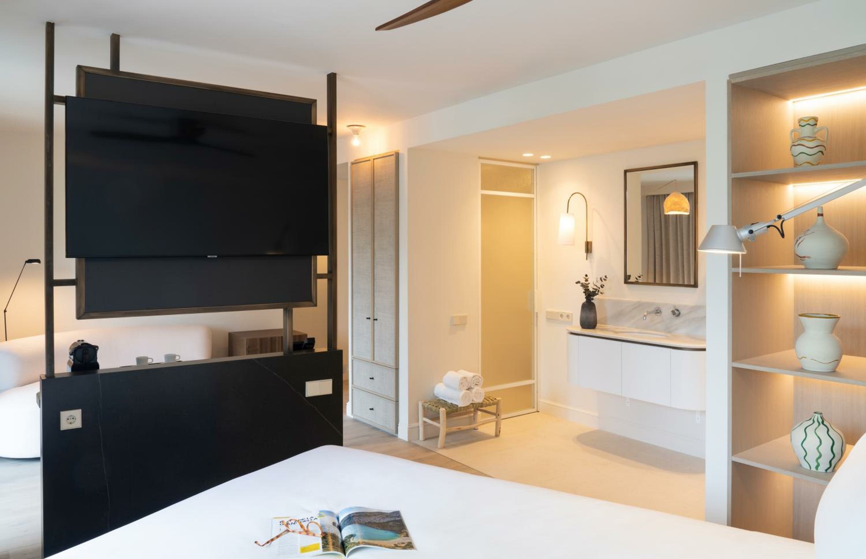 Deluxe Double Room with Terrace