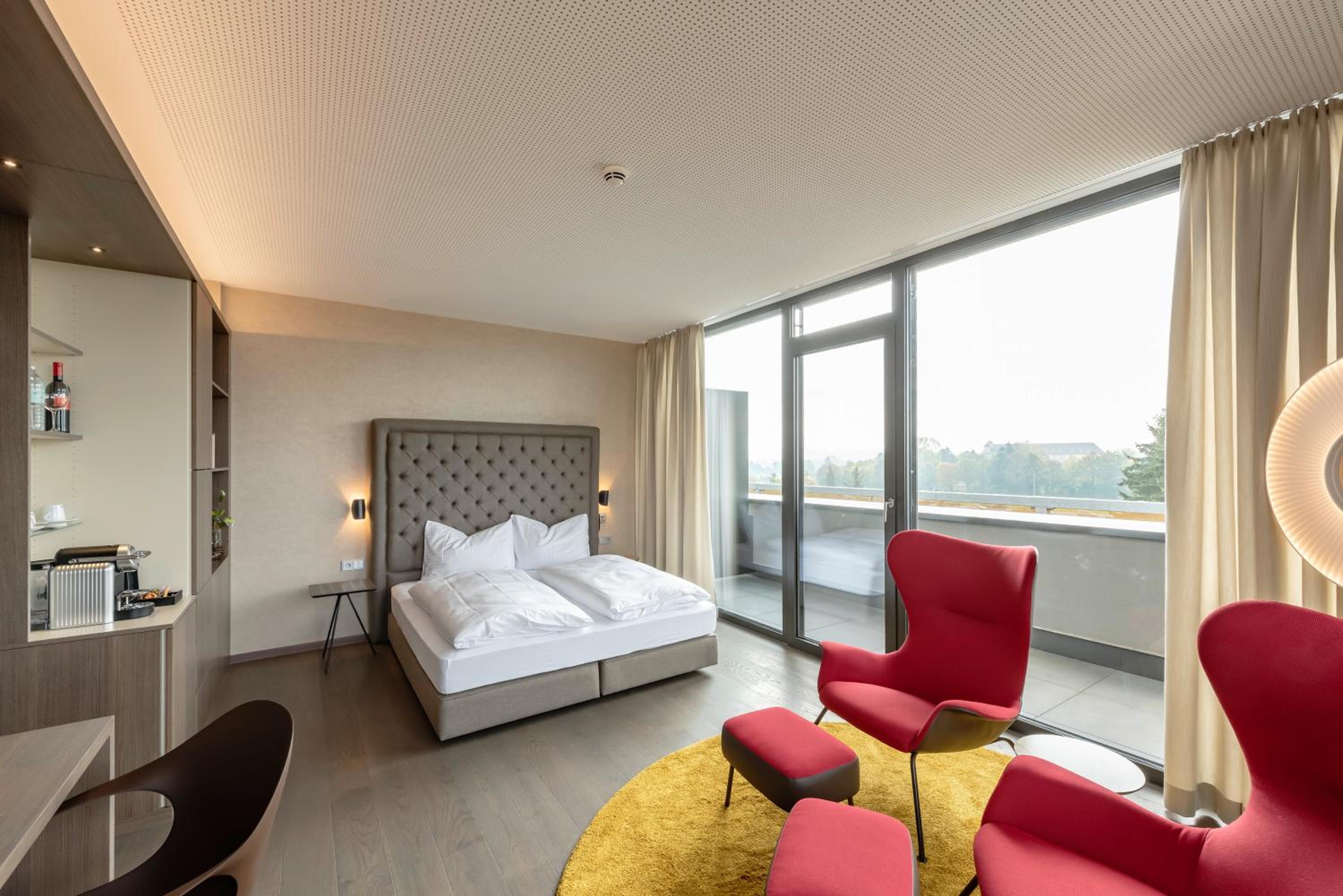 Deluxe Double Room with Balcony